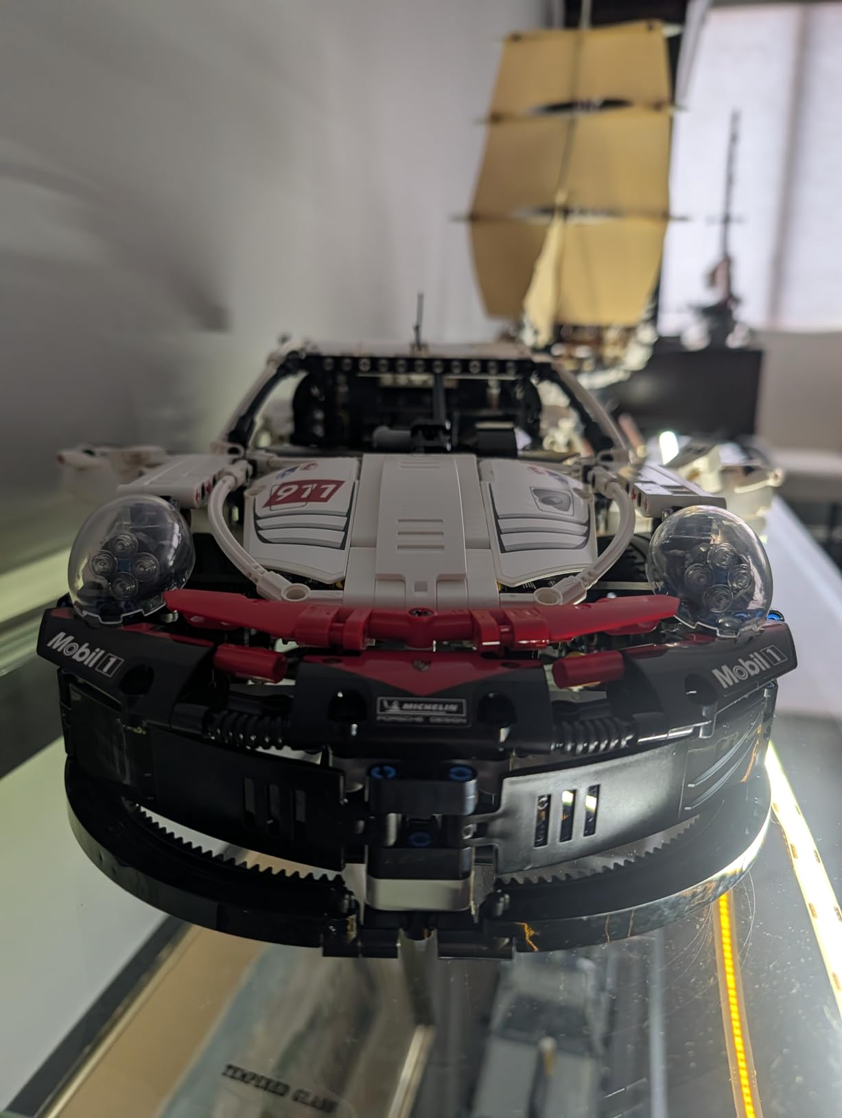 LEGO Technic Porsche 911 RSR Race Car Model Building Kit 42096, Advanced Replica, Exclusive Collectible Set, Gift for Kids, Boys & Girls customer photo 1