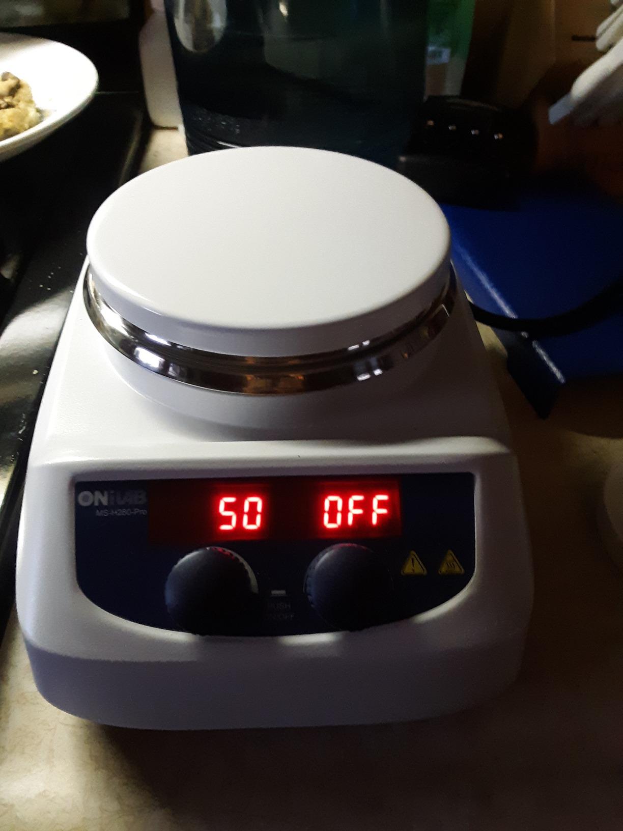 ONiLAB Magnetic Hotplate Stirrer, 5-inch, 280℃ LED Digital, 200-1500RPM, 3L customer photo 2