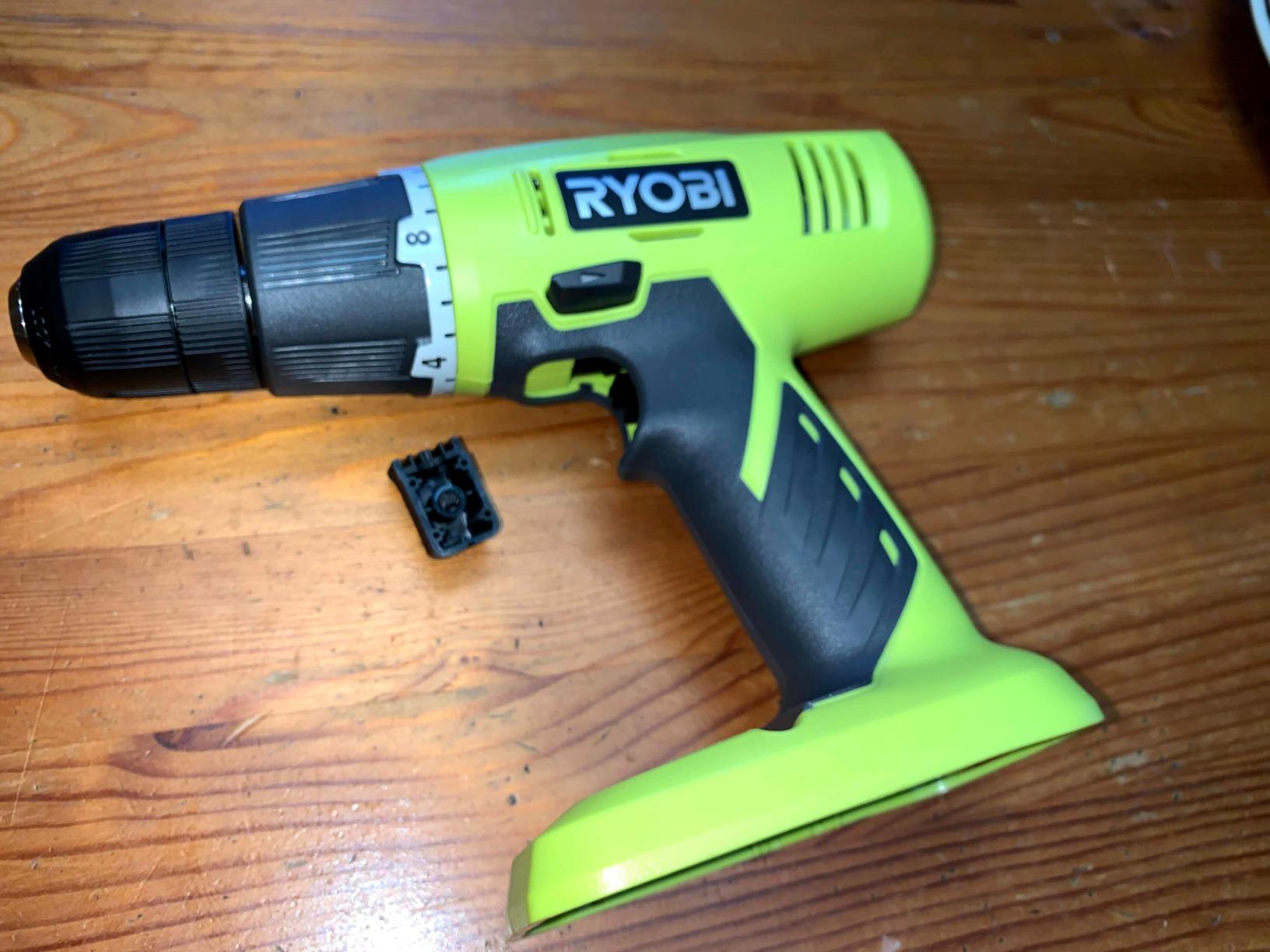 RYOBI 18V Drill Set with Lithium-Ion Battery, Charger, Bits & Bag customer photo 2