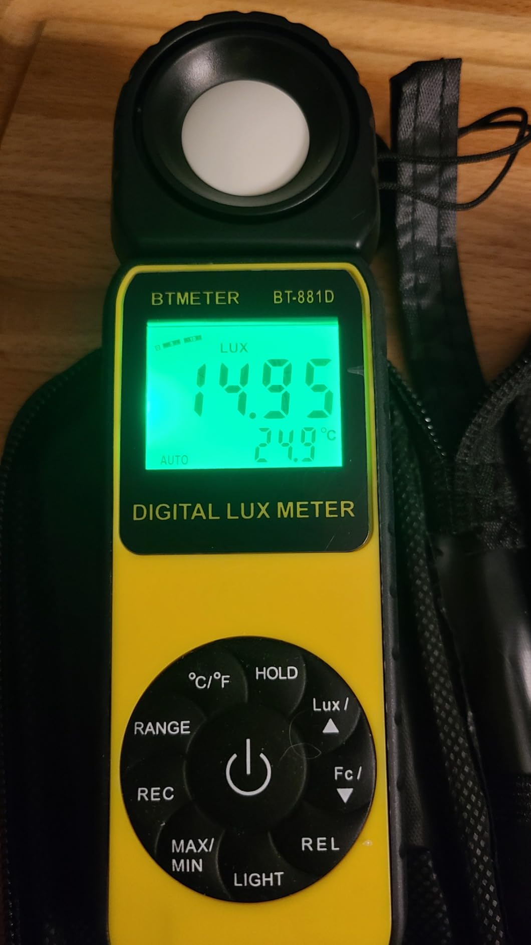 BTMETER BT-881D Digital Illuminance Light Meter with 270º Rotated Sensor customer photo 2