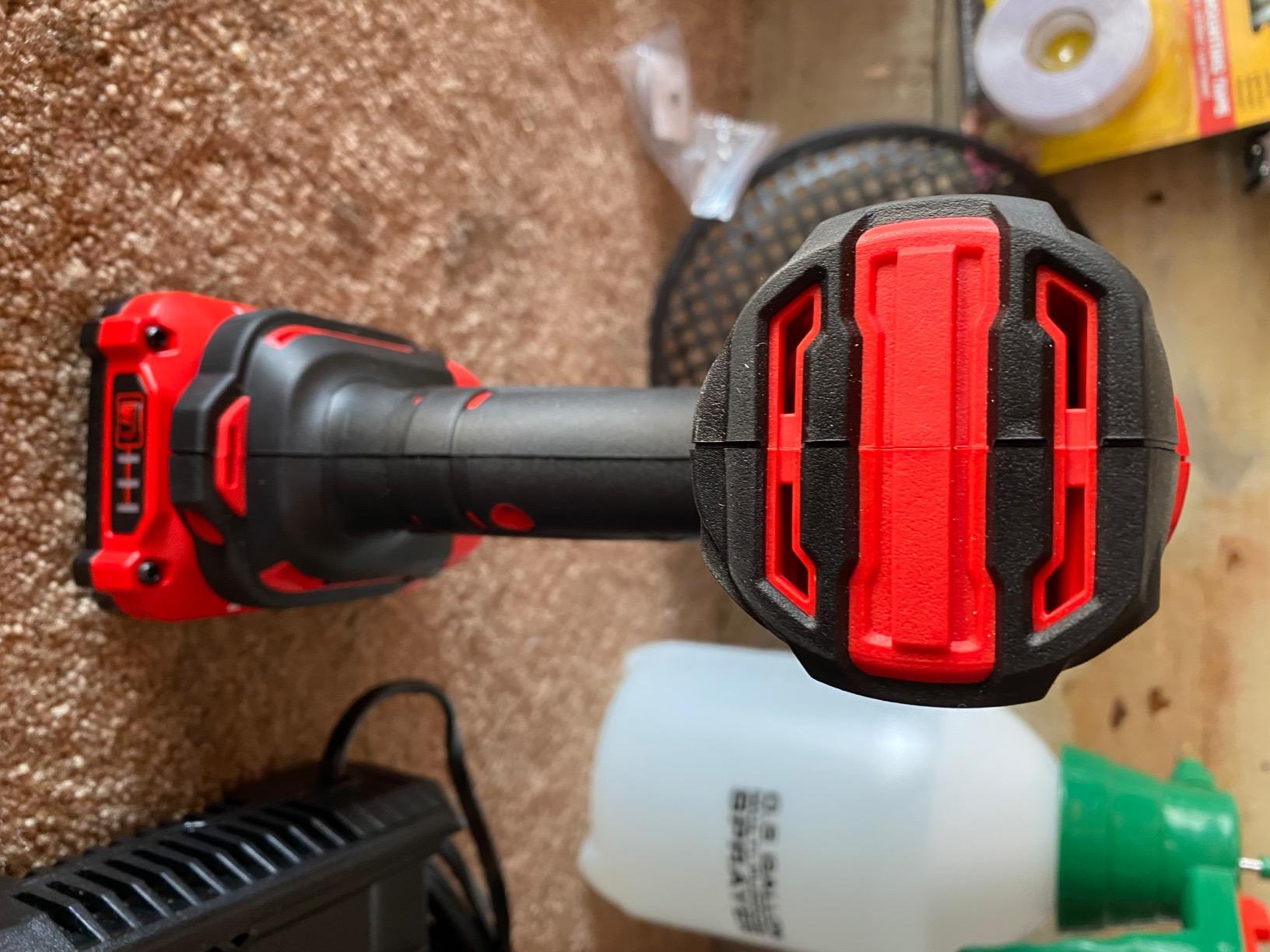 Craftsman V20 Cordless Drill/Driver Kit, 1/2 inch, Battery and Charger Included (CMCD700C1) customer photo 1