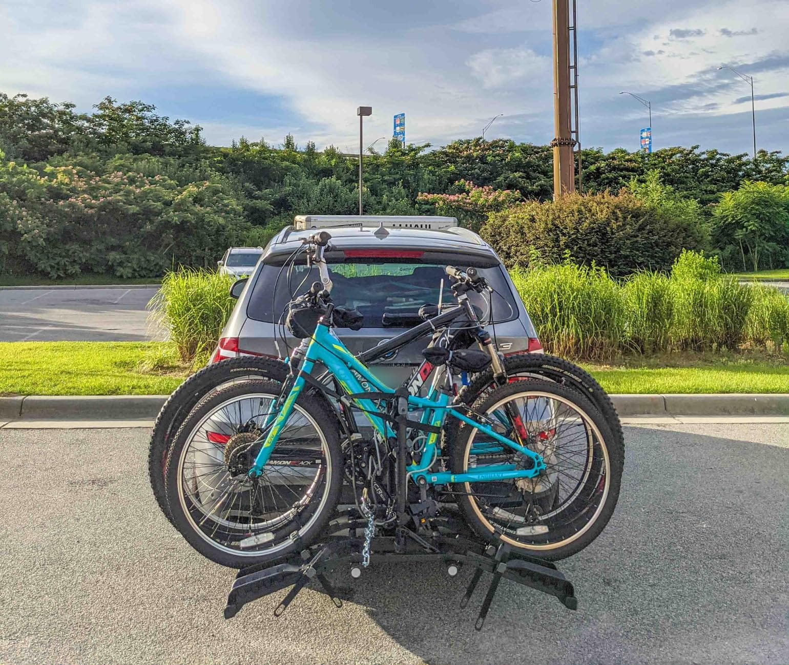 Hollywood Racks Destination 4 Hitch Bike Rack, Carries Up to 4 Bikes, Black customer photo 1