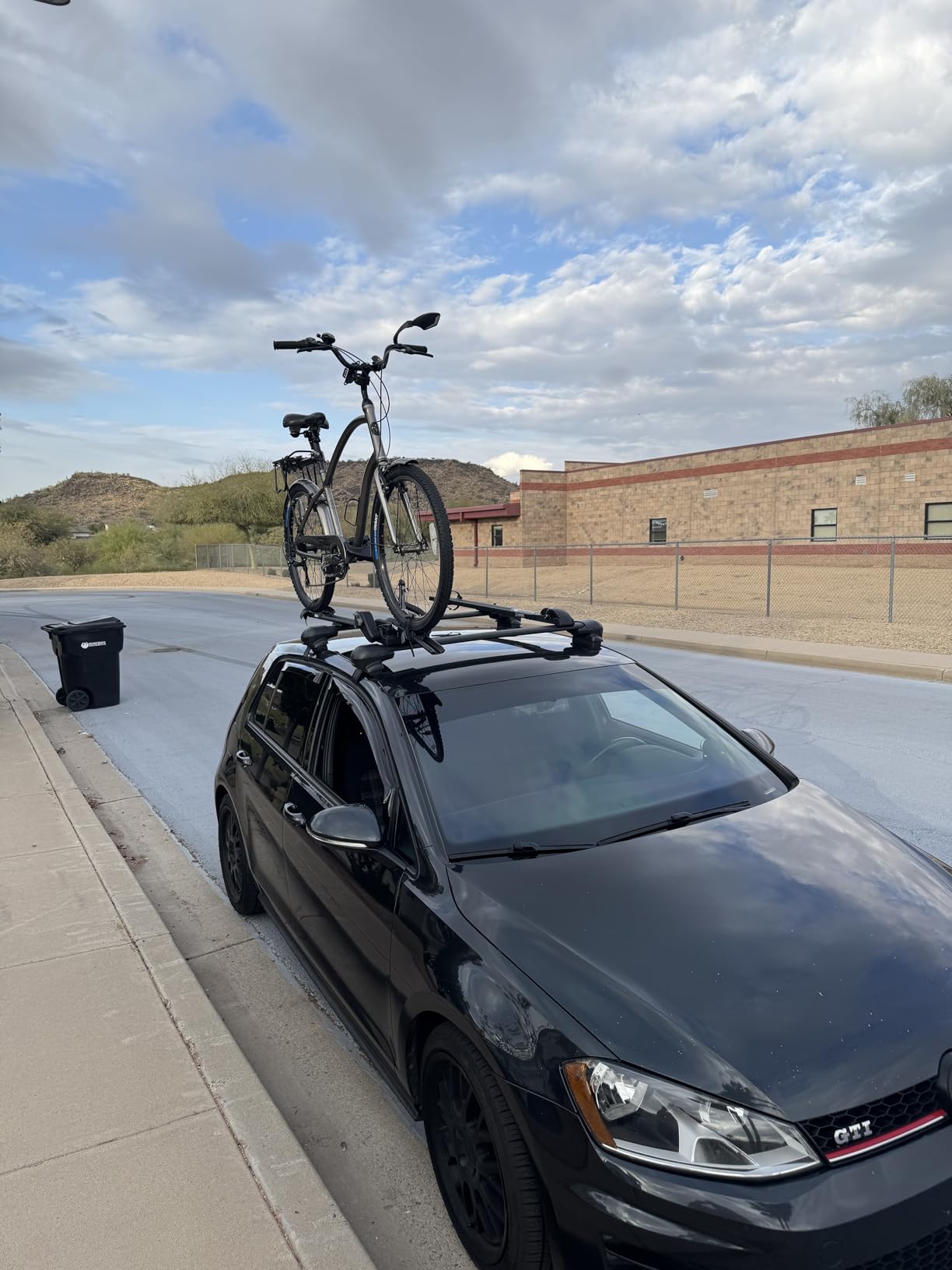 Thule ProRide XT Roof Bike Rack customer photo 1
