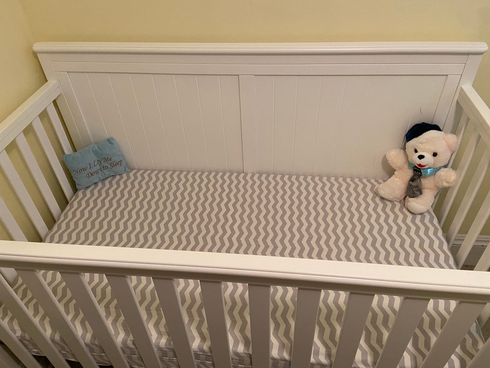 Graco Hadley 5-in-1 Convertible Crib with Drawer, White | GREENGUARD Gold Certified, Fits Standard Crib Mattress, Converts to Toddler Bed, Daybed and Full Bed, Crib with Storage customer photo 2