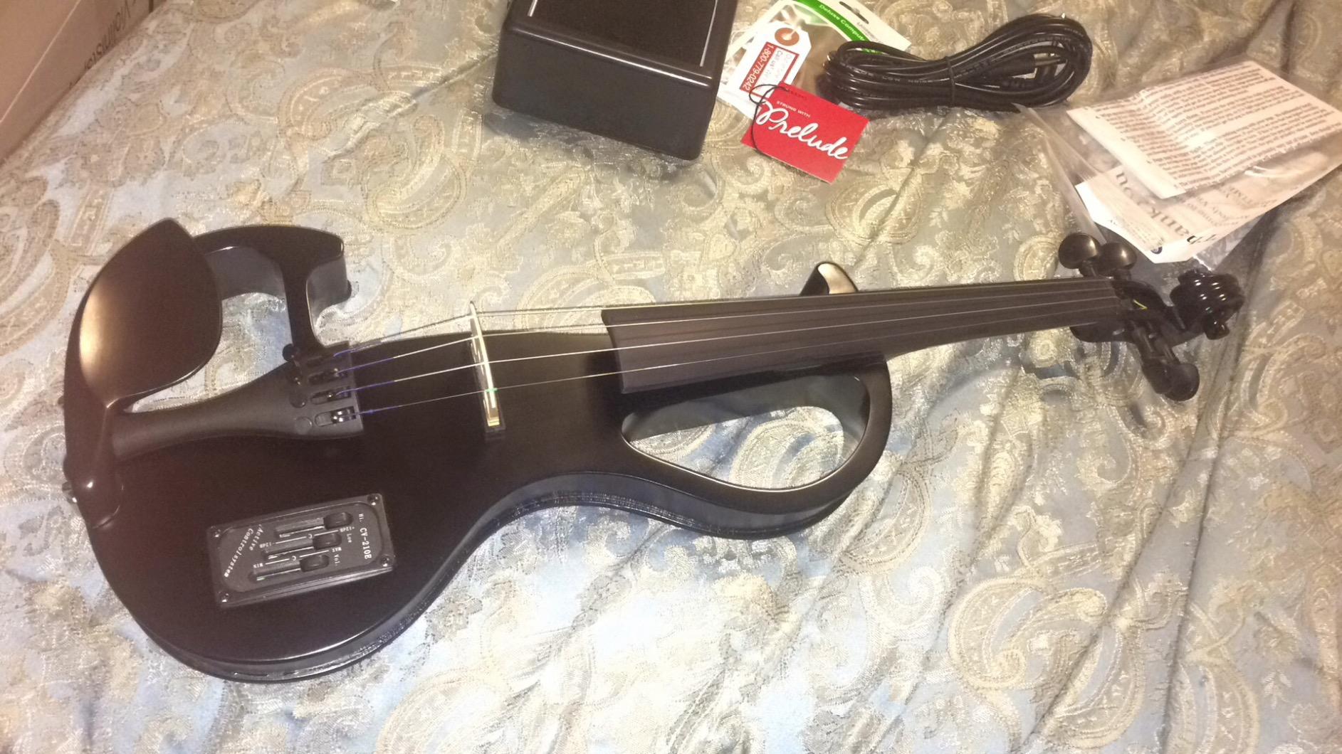 Electric Violin Bunnel Edge Outfit 4/4 Full Size (Clear) (BLACK) — With Carrying Case and Accessories - Mini Amp - Headphone Jack - Piezo Ceramic Pick-Up - from Kennedy Violins customer photo 1