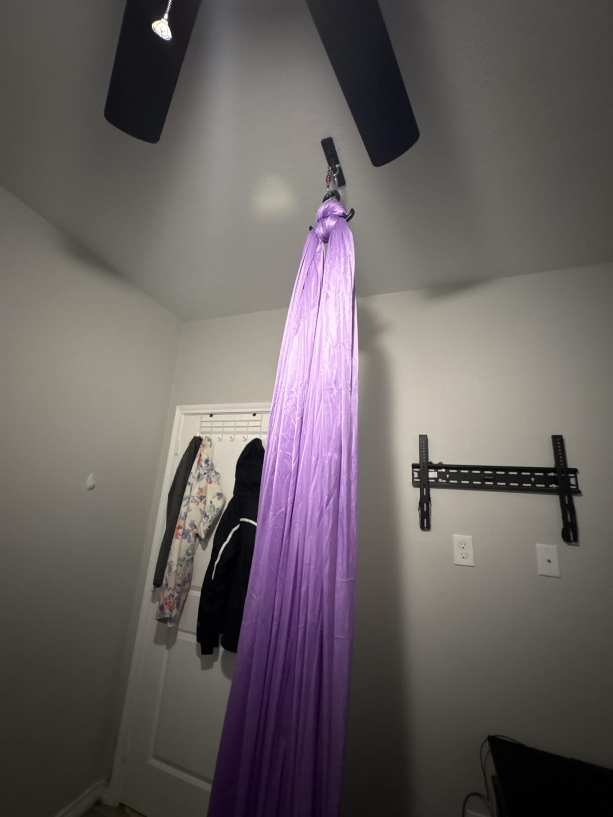 Aerial Silks Starter Kit, 9 Yards, Aerial Yoga Hammock, Hardware | Knitted fabric with pose guide, for aerial yoga, gymnastics, silk swing, stretching and home gym use, suitable for all levels customer photo 2