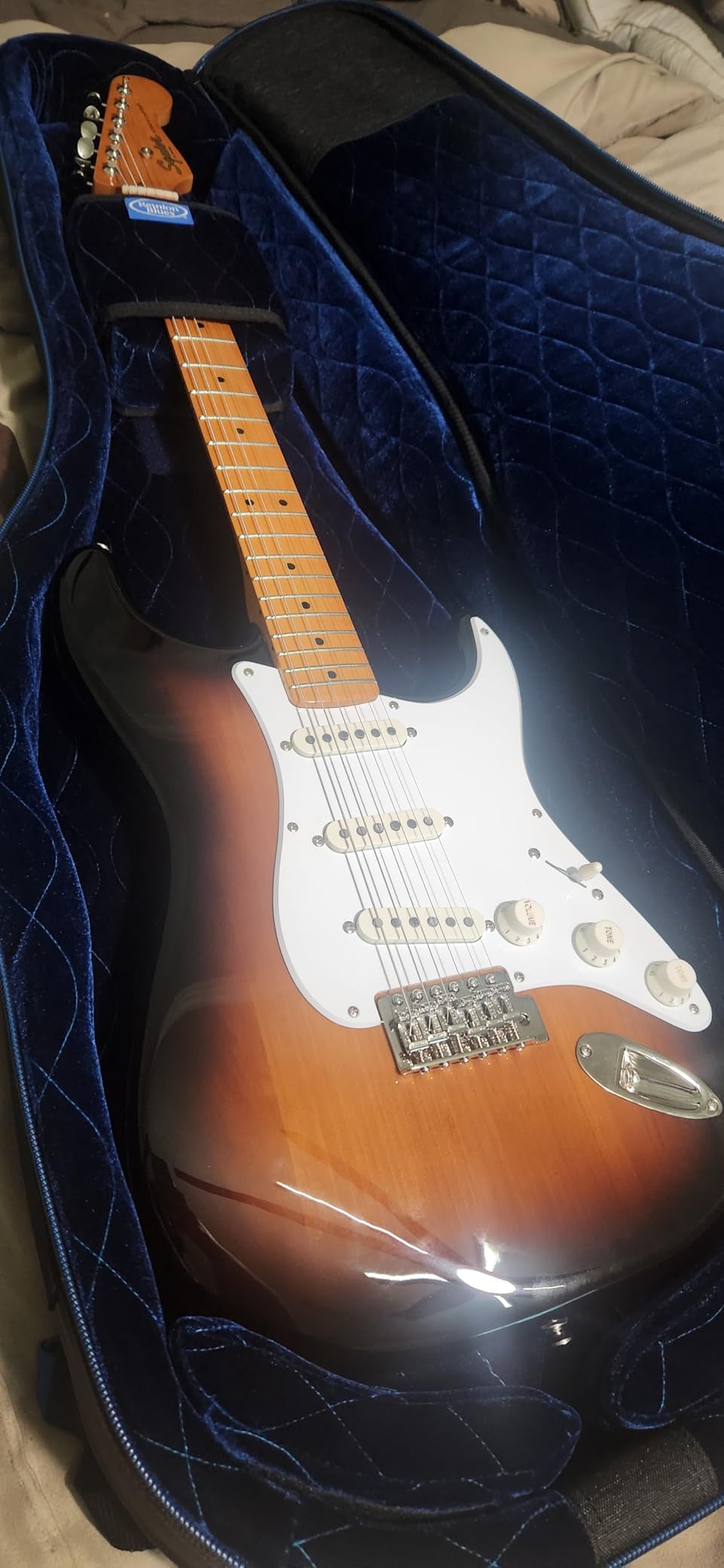 Squier Classic Vibe 70s Stratocaster Electric Guitar, Olympic White customer photo 1