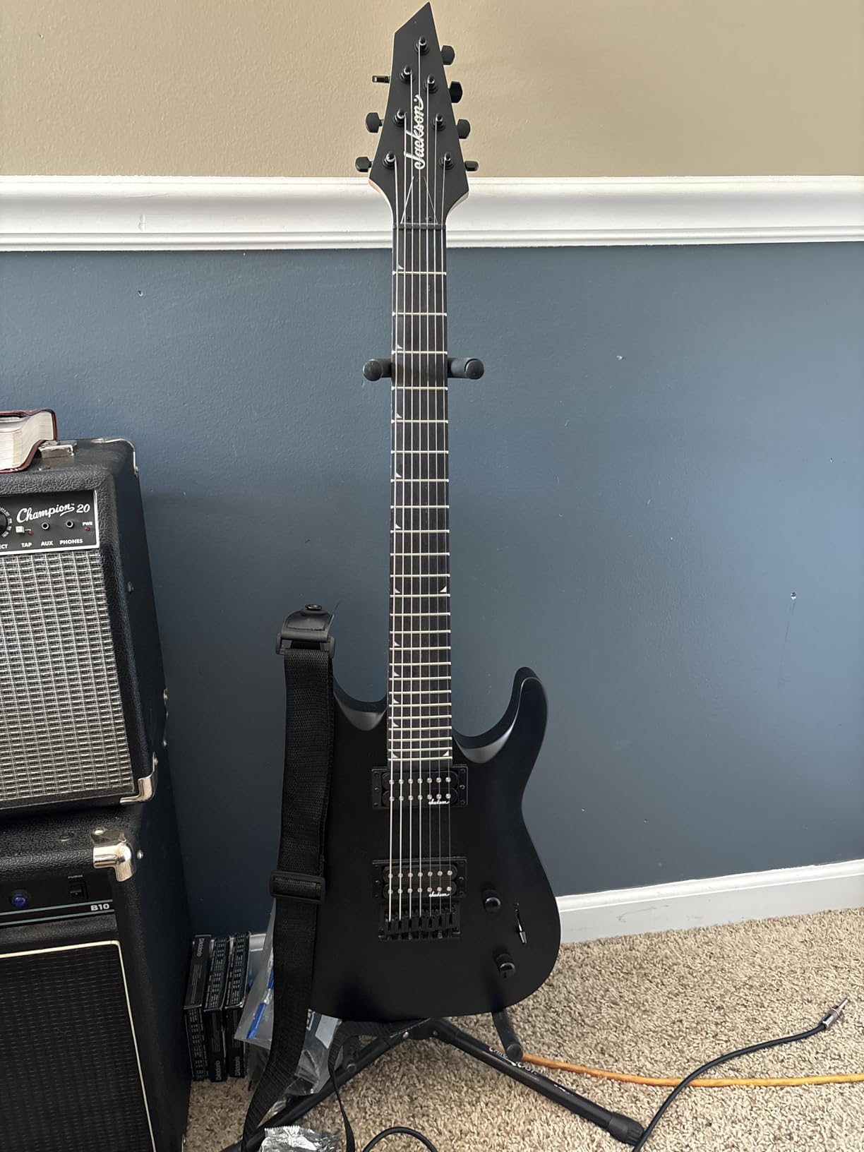 JS Series Dinky Arch Top JS22-7 HT Satin Black customer photo 1