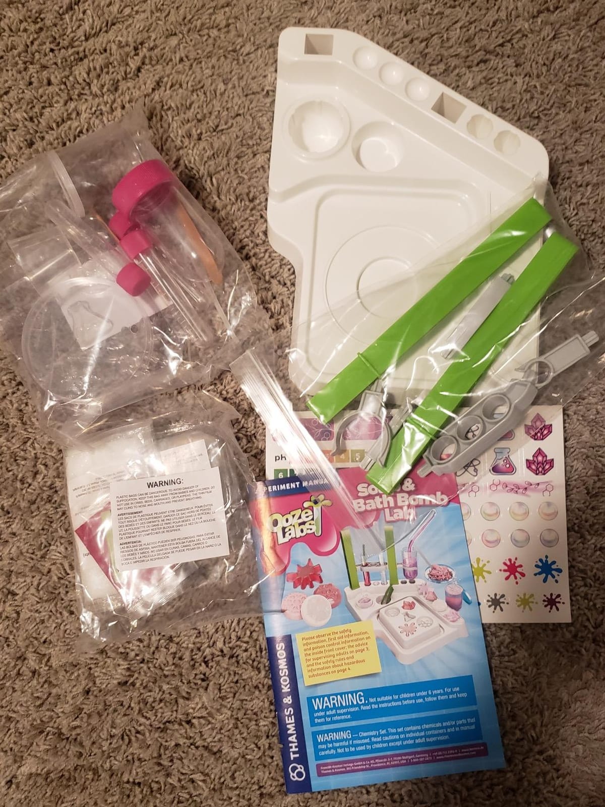 Ooze Labs: Soap & Bath Bomb Lab | Experiment Set customer photo 2