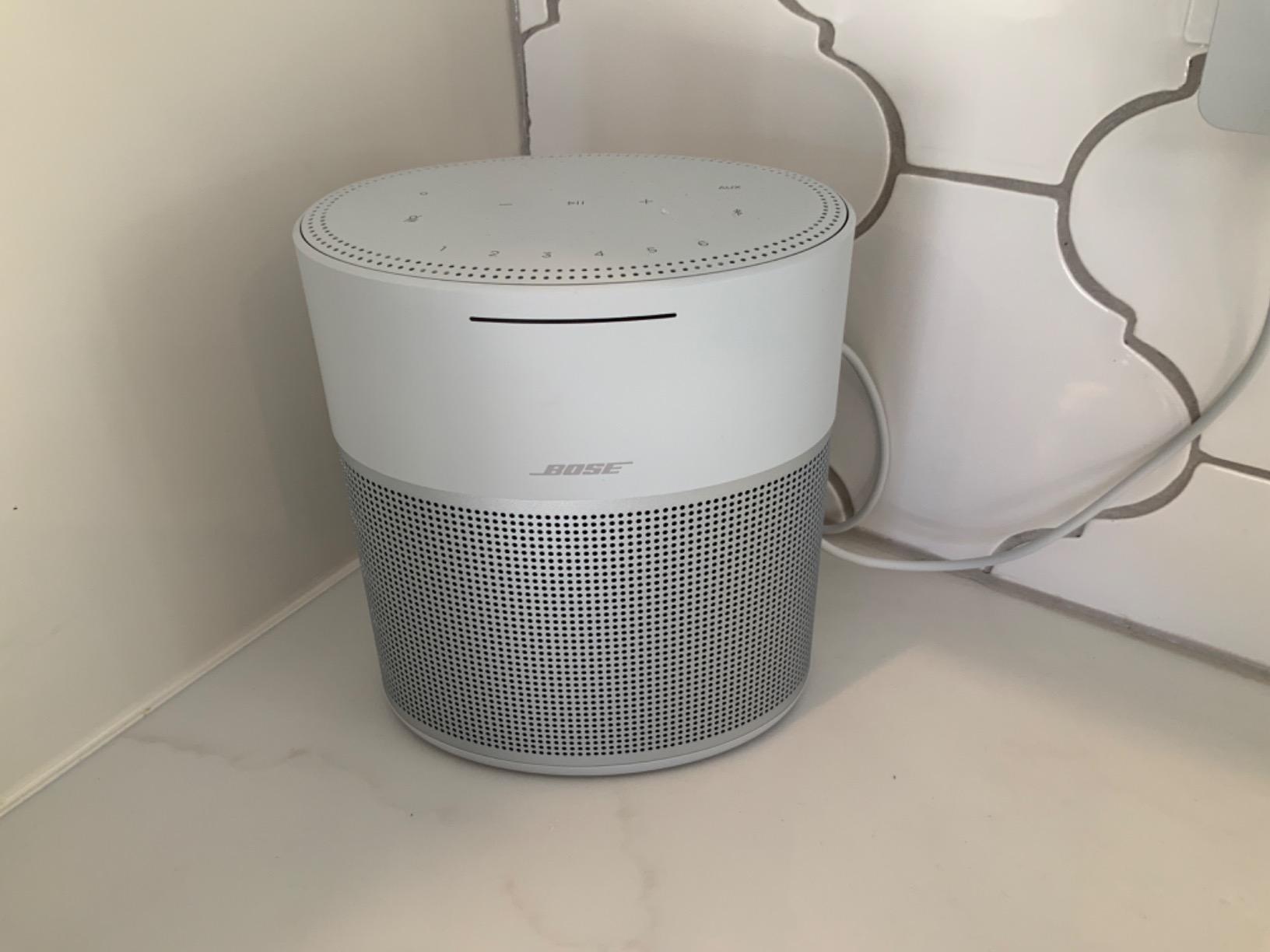Bose Home Speaker 300: Bluetooth Smart Speaker with Amazon Alexa Built-in, Black customer photo 2