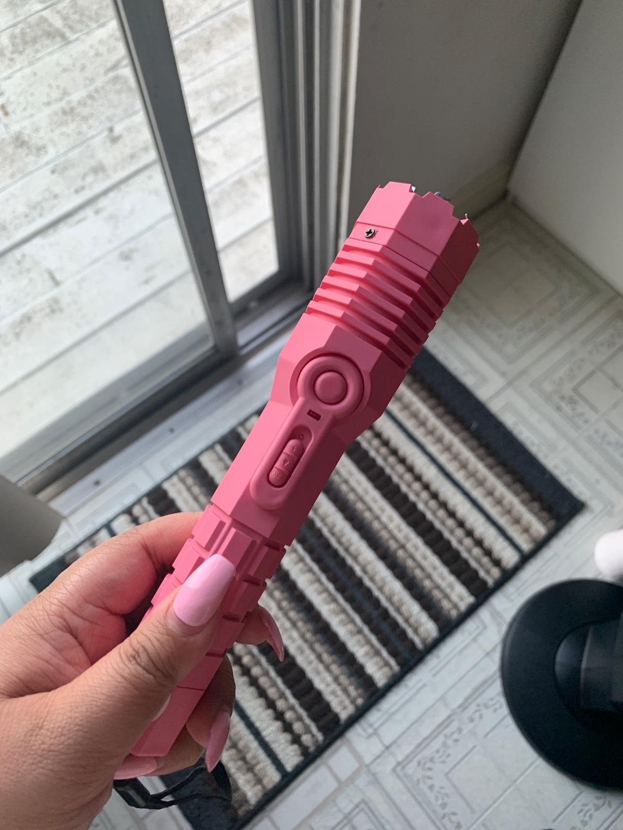 Avenger Defense 2-in-1 Stun Gun Flashlight - Rechargeable Self-defense Tool for Men & Women, Compact Shockwave Tactical Stun Gun with Flashlight, 9,000V, Multiple Light Modes, Holster & Charging Cable customer photo 2