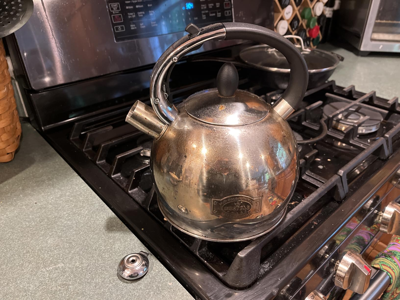SUSTEAS Whistling Tea Kettle, 2.7QT Food-Grade Steel Teapot, BLACK customer photo 2