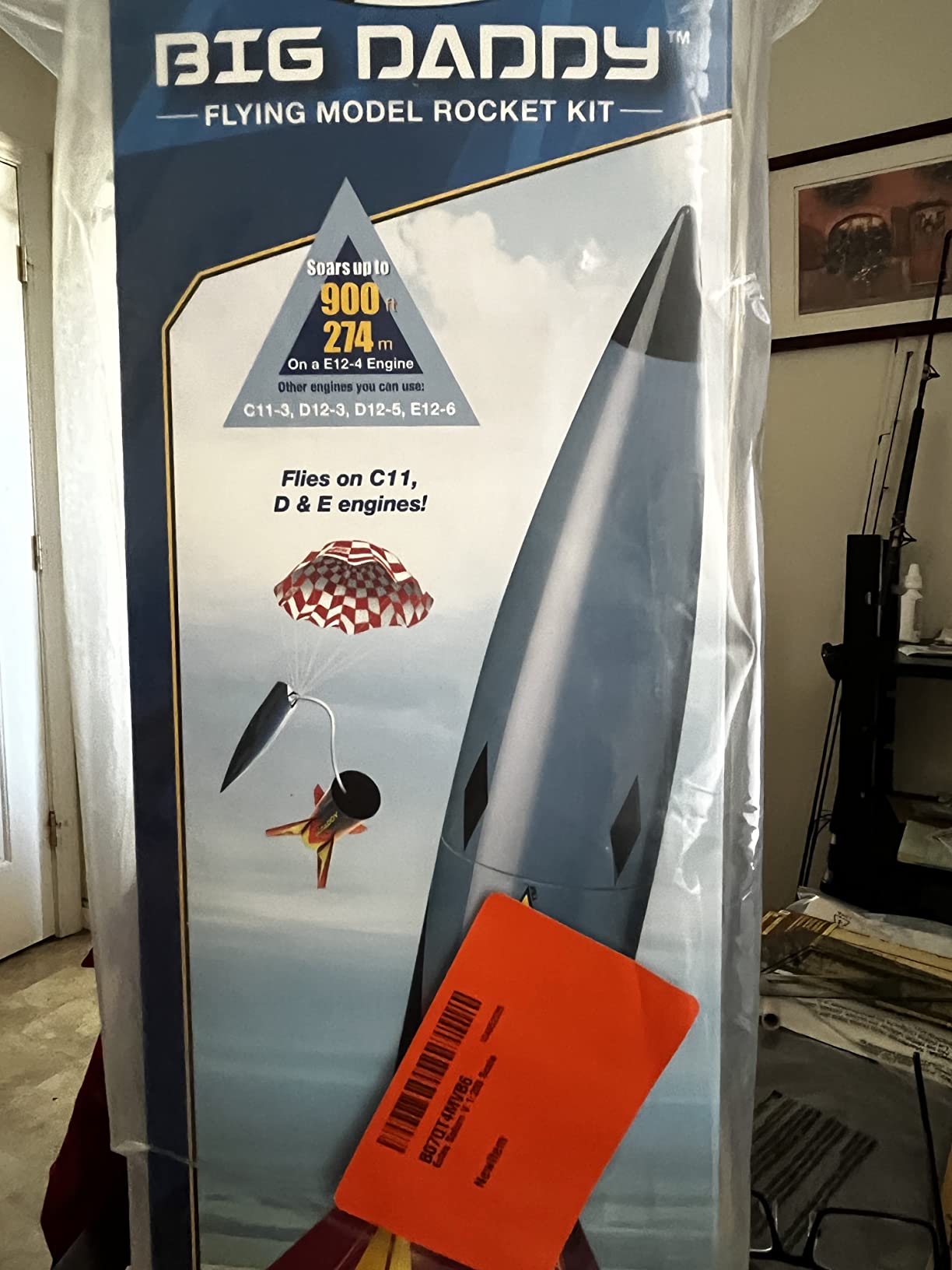 Estes Saturn V 1:200 Scale, 0.5 Liters, Multi customer photo 2