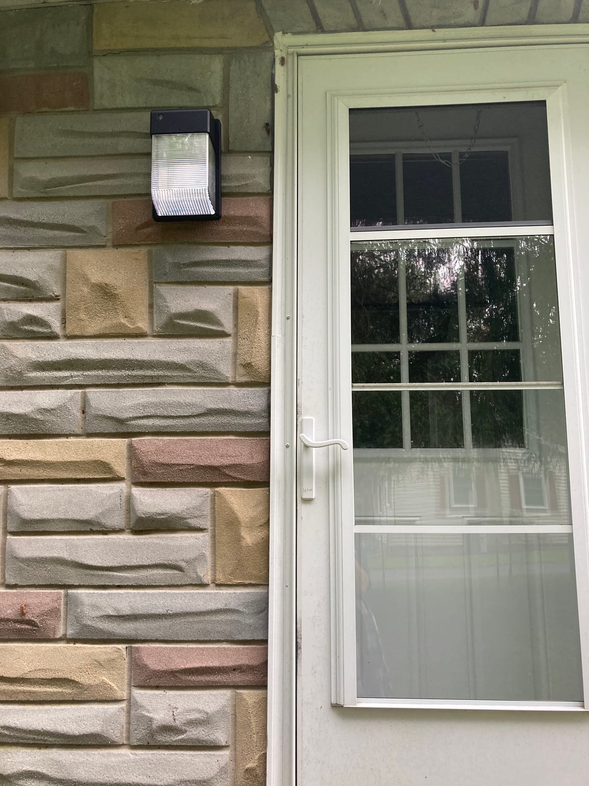 JJC LED Wall Pack Light with Photocell,28W(150-250W Replacement),3000LM 5000K-Daylight Dusk to Dawn LED Outdoor Lighting,100-277V Outdoor Security Lights customer photo 2