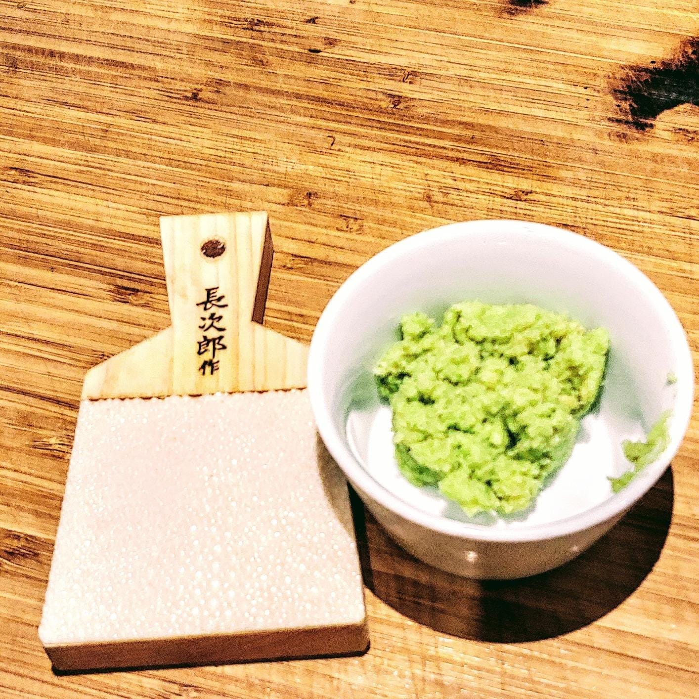 Tikusan Chojiro (Large) Japanese Grater with Bamboo Scraper for Fresh Wasabi & Ginger From Japan customer photo 1