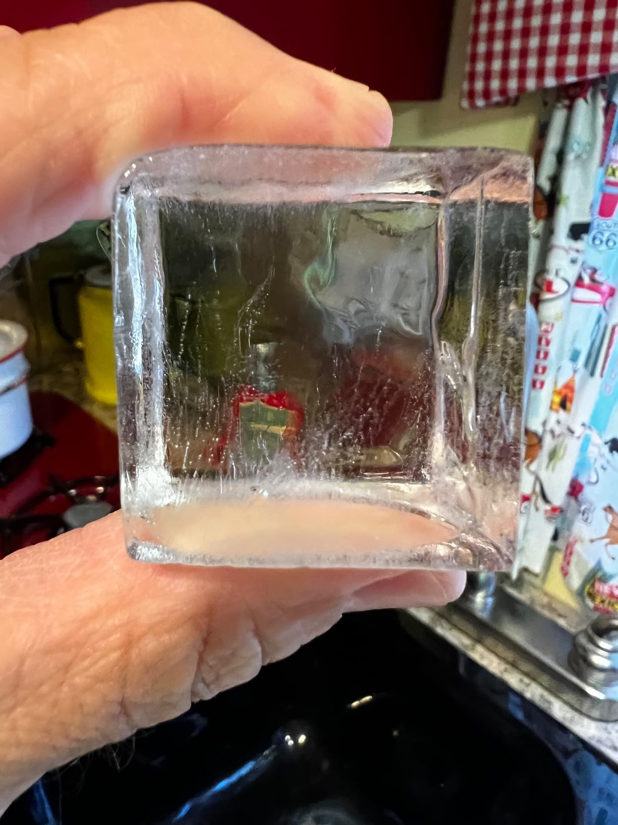 Dexas ice•ology Silicone Clear Ice Maker for Craft Cocktail Ice, 8 Count Cube Tray customer photo 2