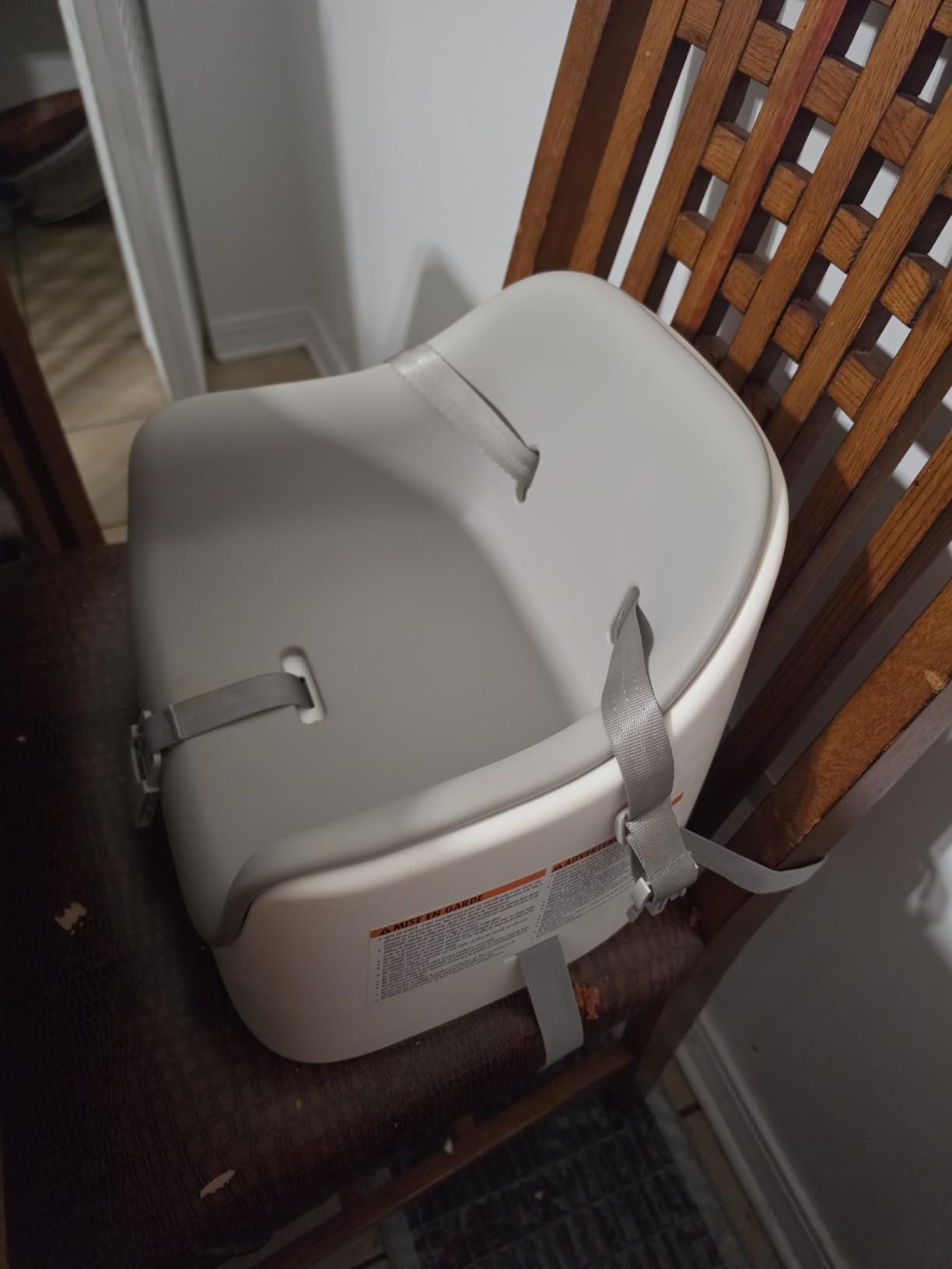 OXO Tot Nest Toddler Booster Seat for Kitchen with Removable Cushion, Gray customer photo 1