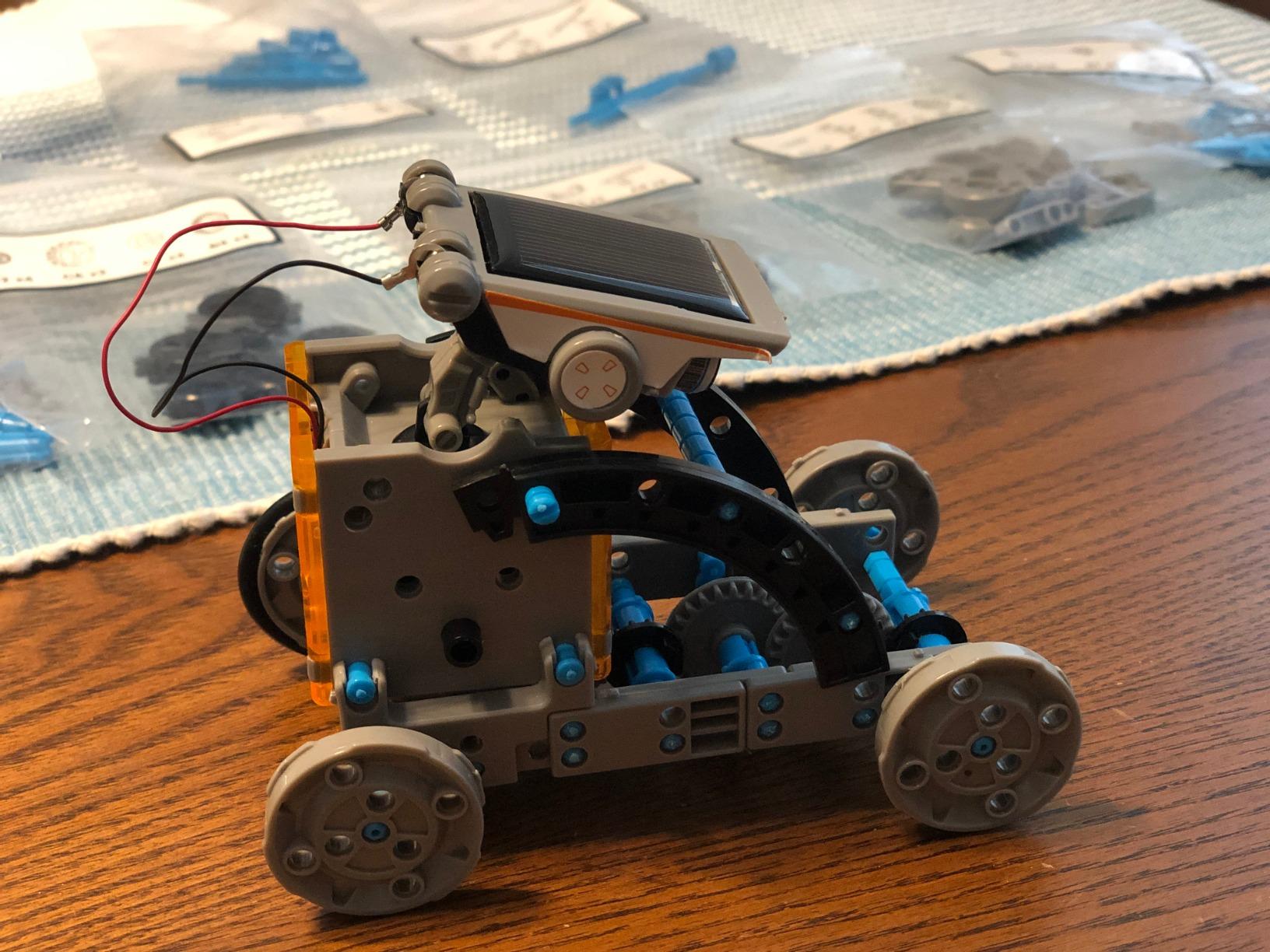 Sillbird 12-in-1 Solar Robot Building Kit STEM Gift for Boys Ages 8-13 customer photo 2