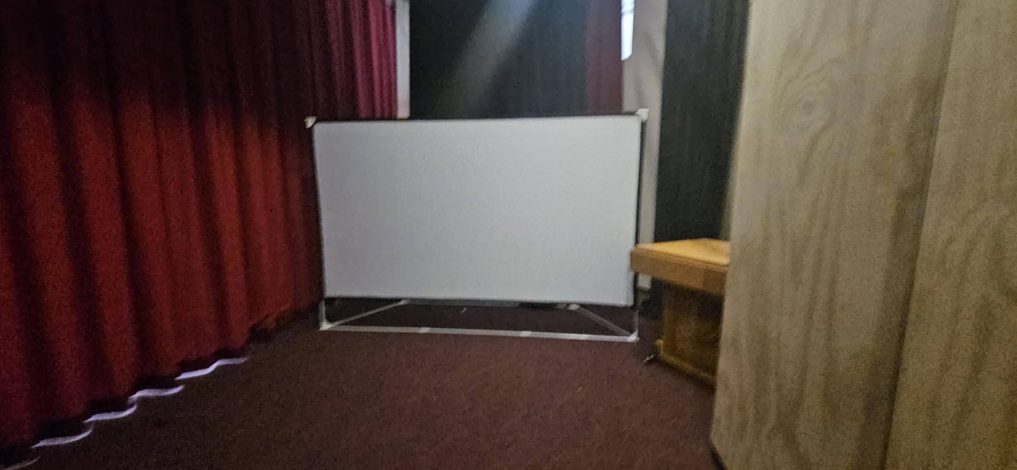 SKERELL Outdoor Projector Screen with Stand 100 Inch: Portable Projection Screen for Outside Theater Home Backyard Movies customer photo 2