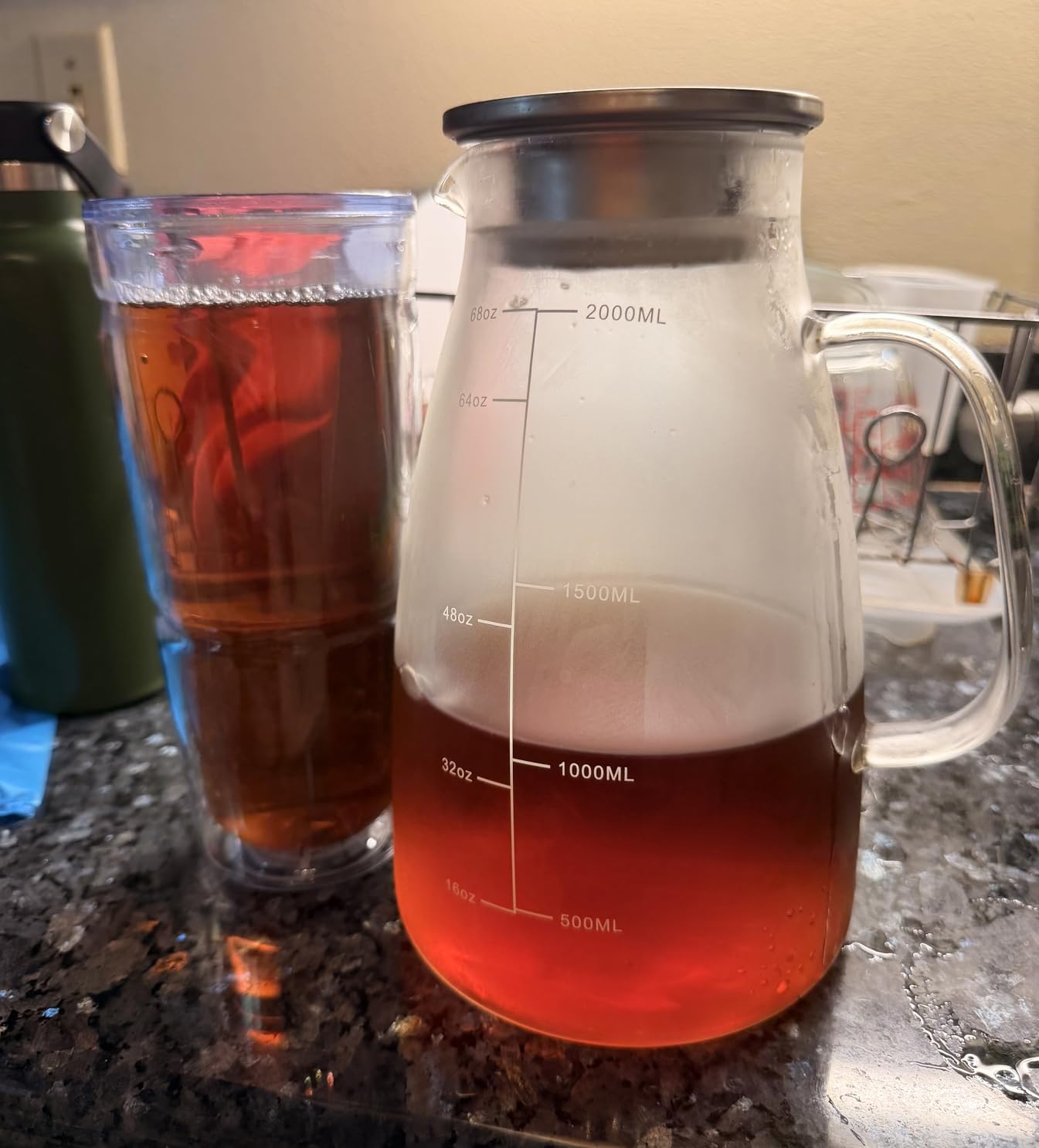 Aofmee Glass Pitcher with Lid and Handle, Glass Water Pitchers, 68 Ounces | Thickened Borosilicate Glass Iced Tea Pitcher, Drip-free Spout, Heat/Cold Resistant, Stovetop Dishwasher Safe Jug Jar customer photo 2