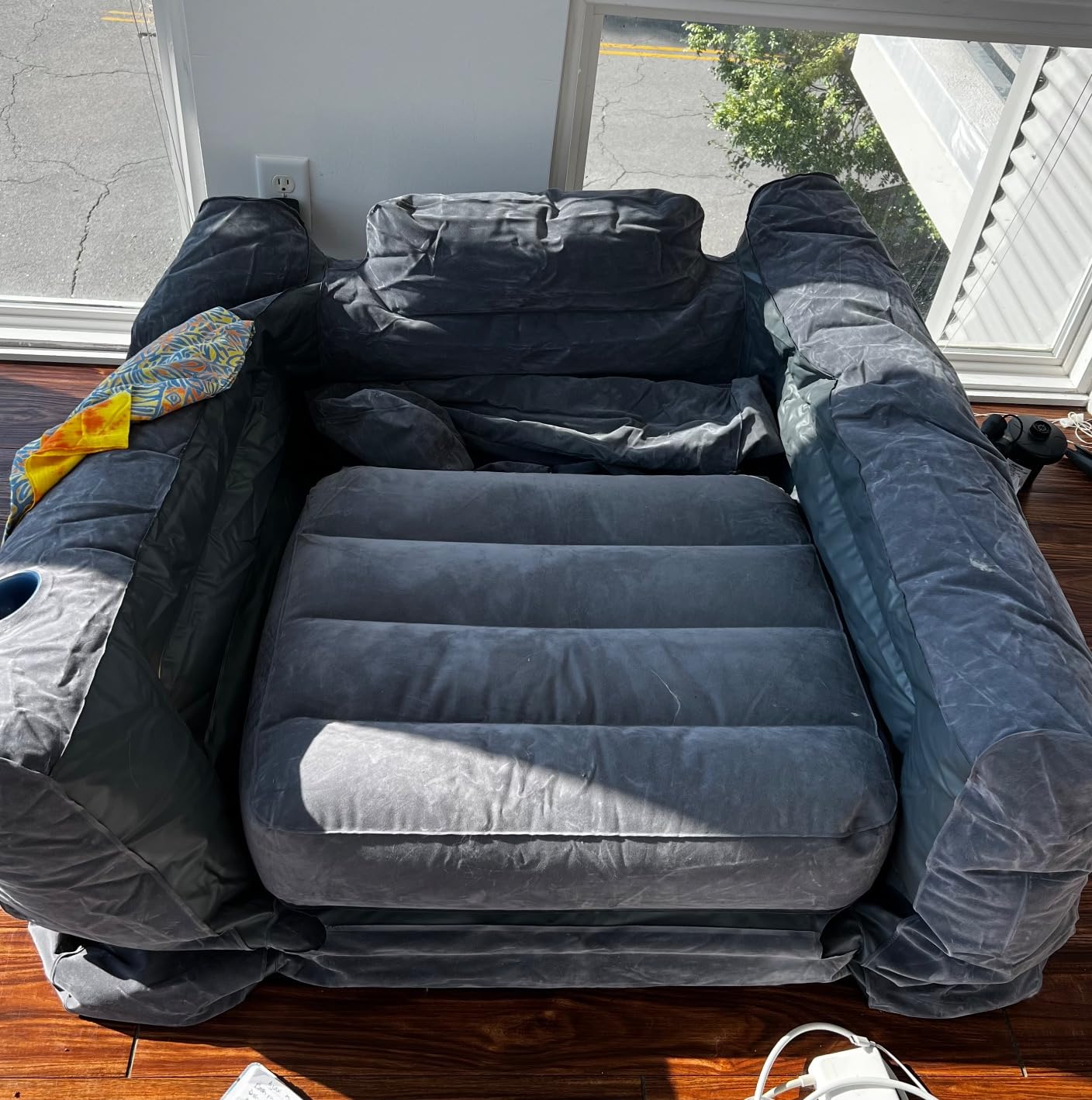 Intex Inflatable Pull-Out Sofa Convertible Twin Size Air Mattress | 66551EP - Portable Airbed, Lounger & Sleeper Couch (Pump Not Included) customer photo 1