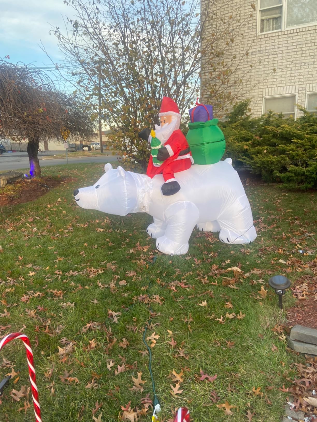 GOOSH 6 FT Christmas Inflatables Santa Clause Riding Bear with Shaking Head Outdoor Decorations Blow Up Yard Decor with LED Lights for Xmas Holiday Party Indoor Garden Lawn Décor customer photo 2
