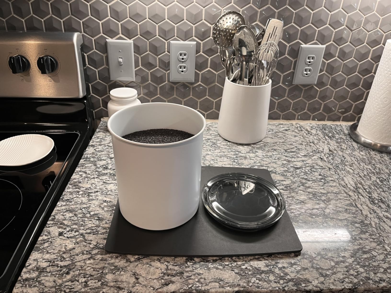 Airscape by Planetary Design | 2.2 lbs Coffee Storage | Matte Black customer photo 1