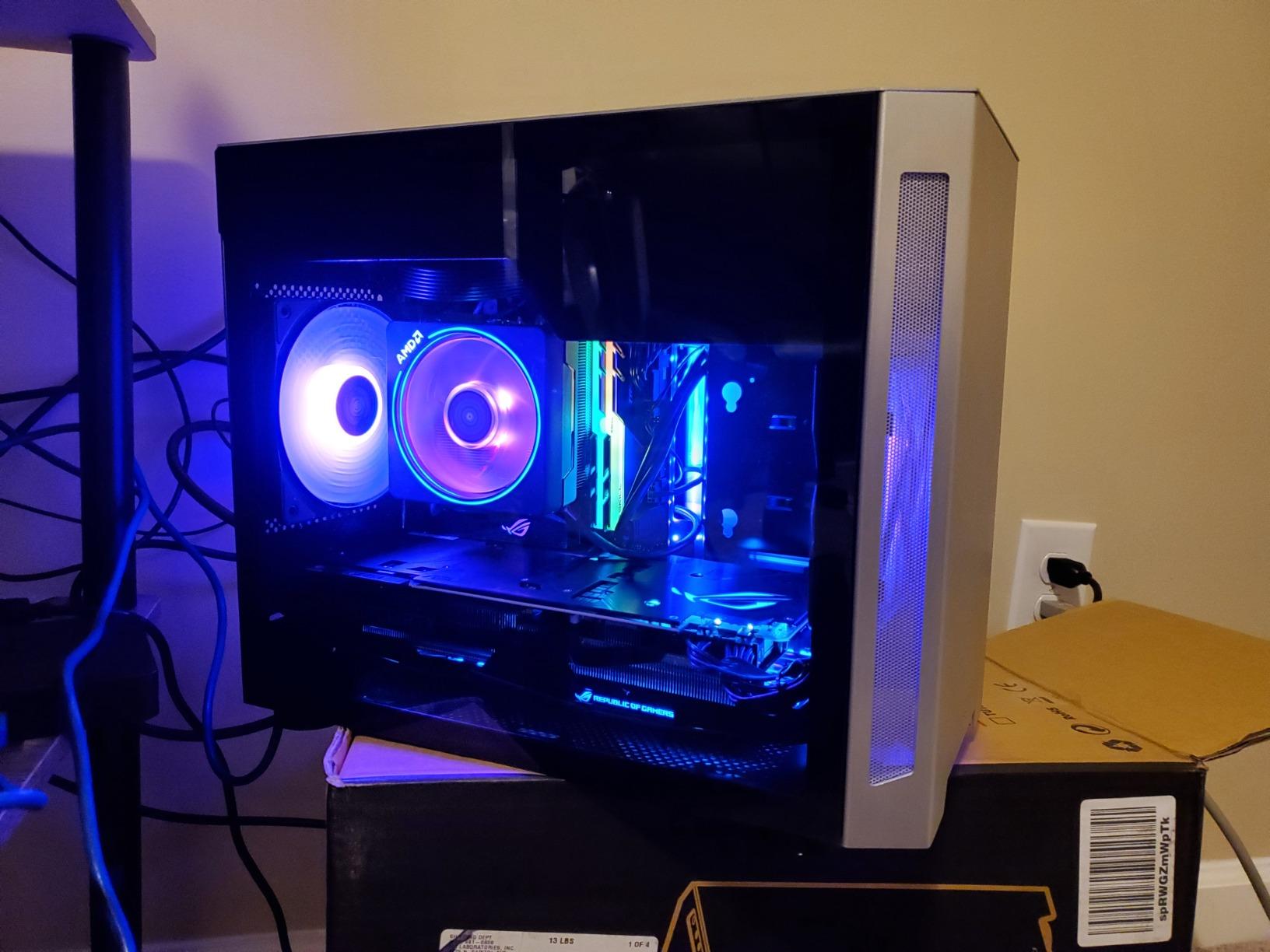 SilverStone Technology SST-SX700-LPT-USA 700W, SFX-L, Silent 120mm Fan with 036DBA, Fully Modular Cable Power Supply SX700-LPT-USA customer photo 2