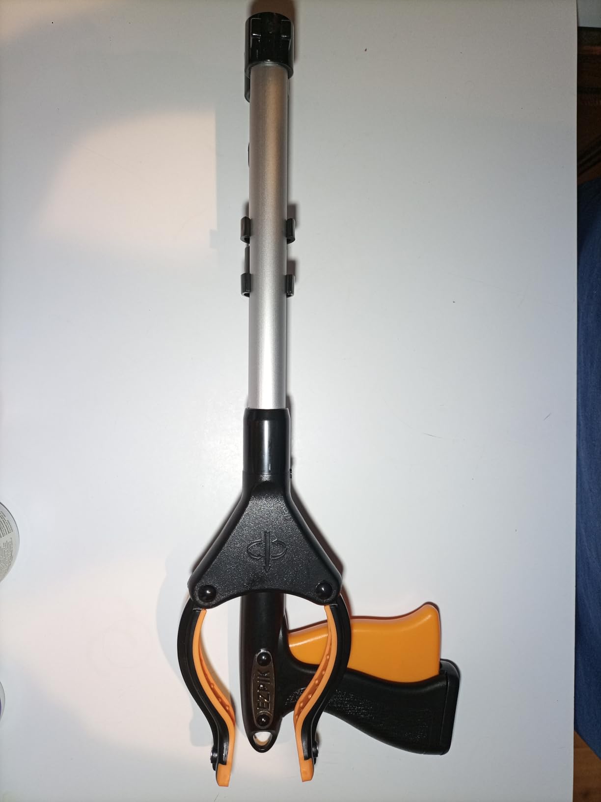 EZPIK Classic 40” Folding Grabber Reacher Tool with Dual Magnets, Heavy Duty Trash Picker Upper Grabber for Seniors & Disabled Users, Aluminum Pickup Tool for Everyday Reaching Aids (Black) customer photo 1