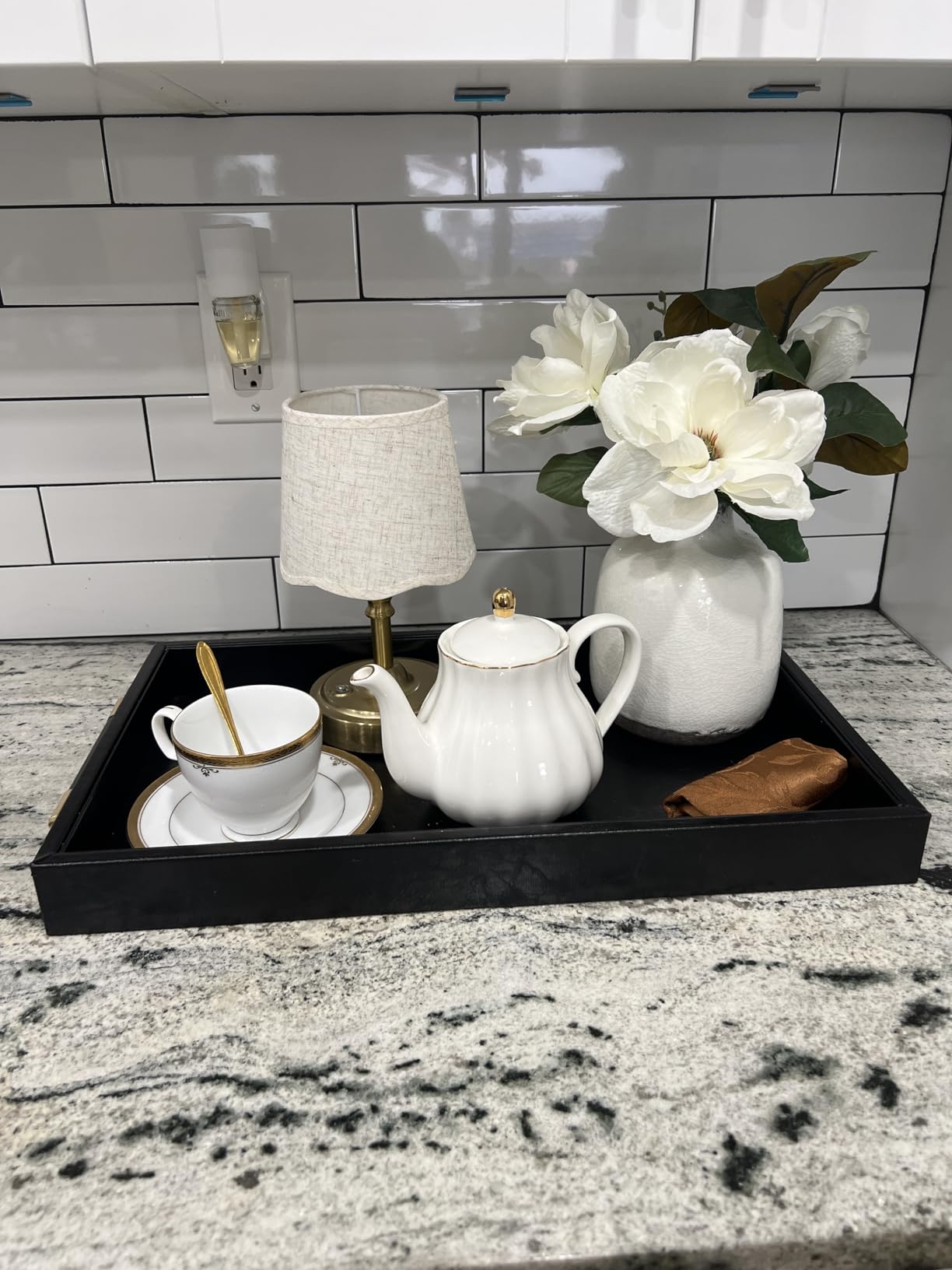 Sweejar 28FLOZ Royal Teapot with Infuser,Porcelain Tea Pot(White) customer photo 2