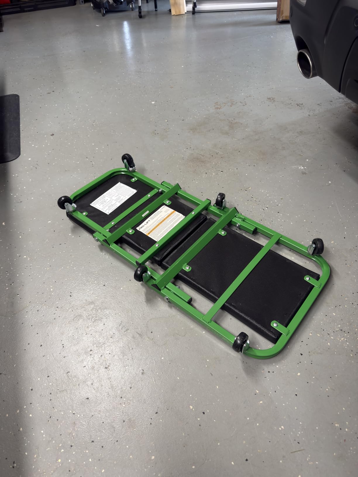 Pro-LifT C-2036DG Black/Green 300 Lbs Mechanic Creeper customer photo 2