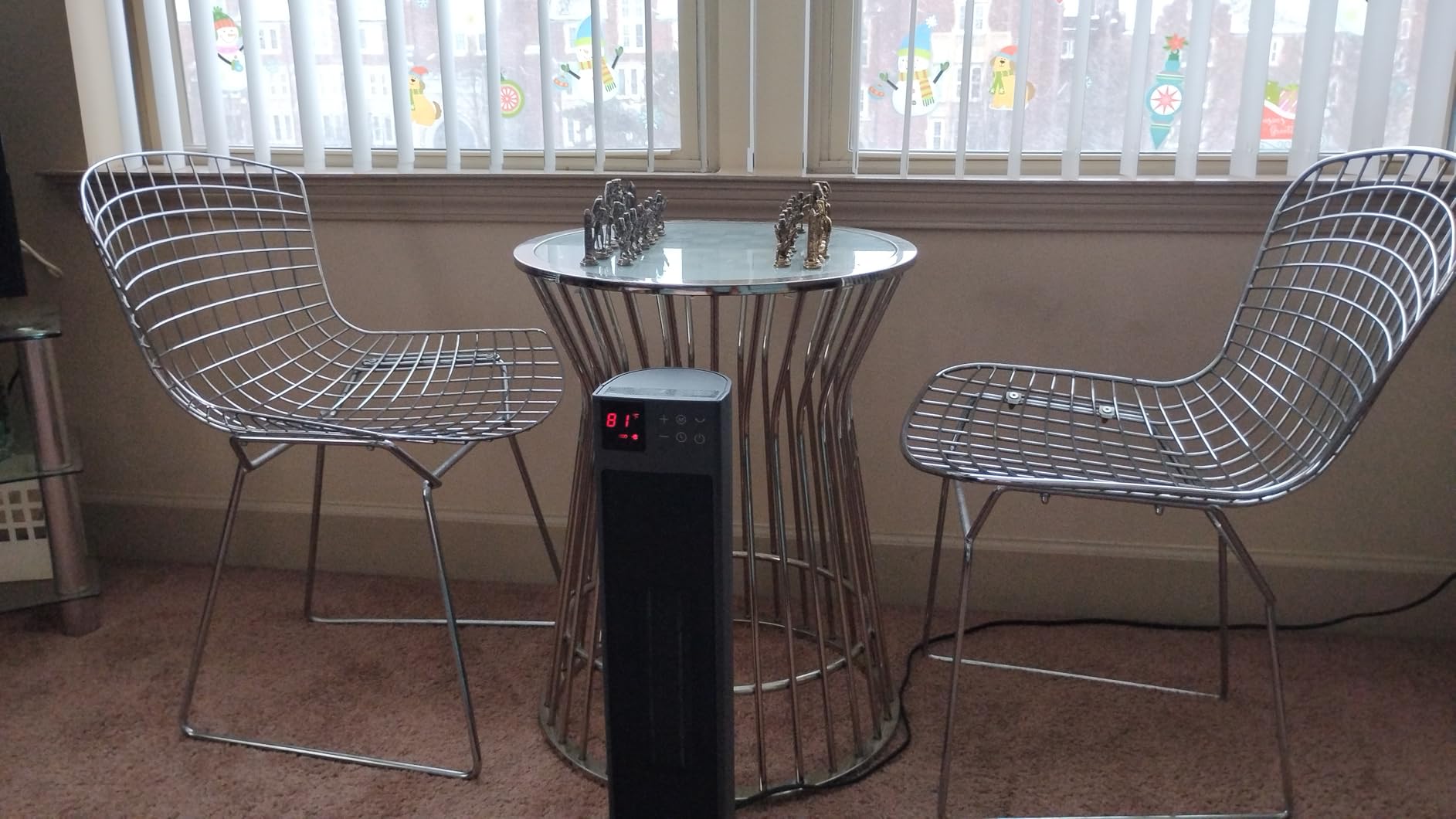 PELONIS 23” Oscillating Ceramic Tower Space Heater with Remote & Thermostat, Electric Energy Efficient Floor Heater for Indoor Use Large Room Safe with Timer, ECO Mode, 1500W, White customer photo 1