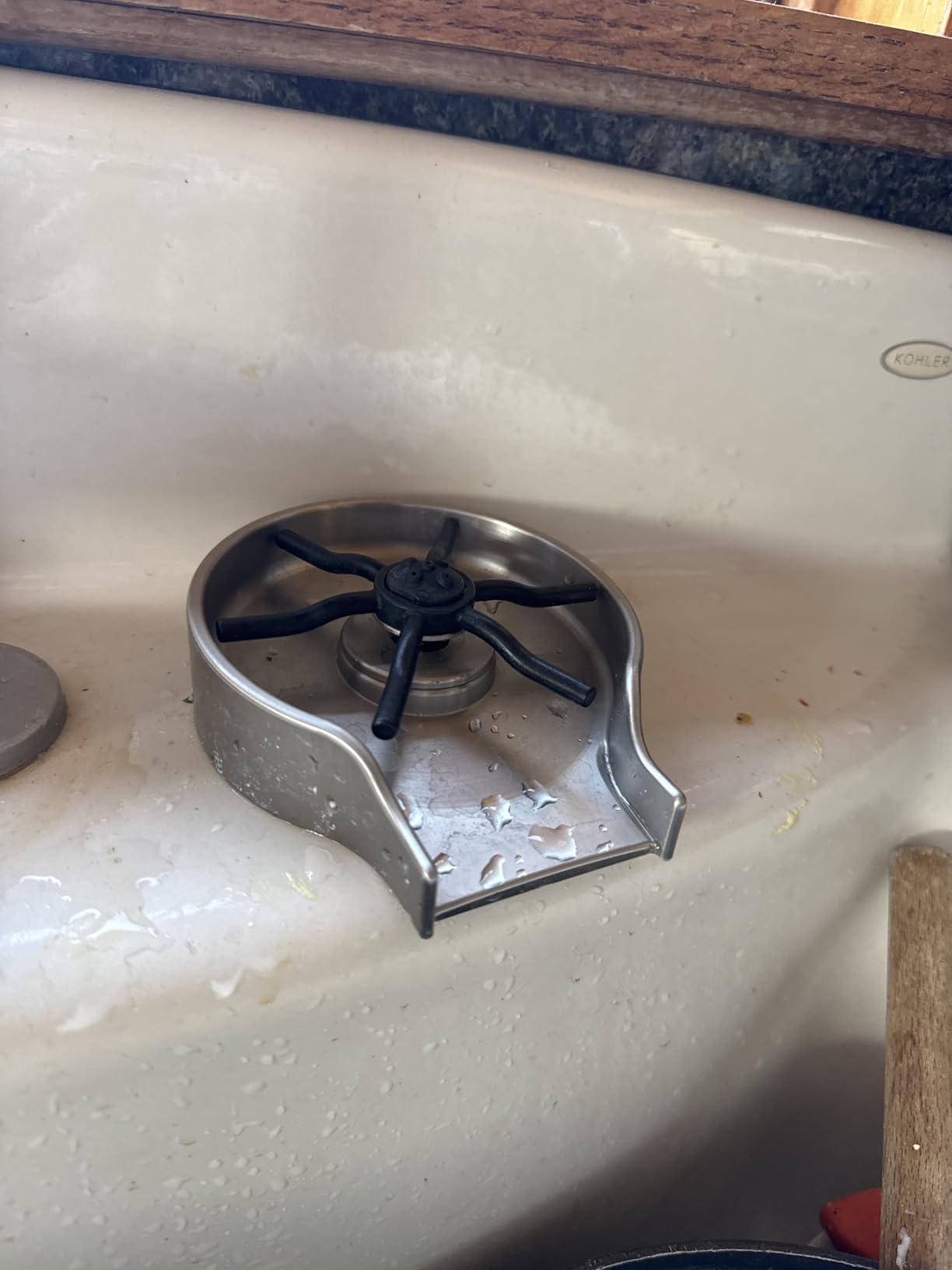 Delta Faucet Glass Rinser for Kitchen Sinks, Kitchen Sink Accessories, Bar Glass Rinser, SpotShield Stainless GR150-SP customer photo 1