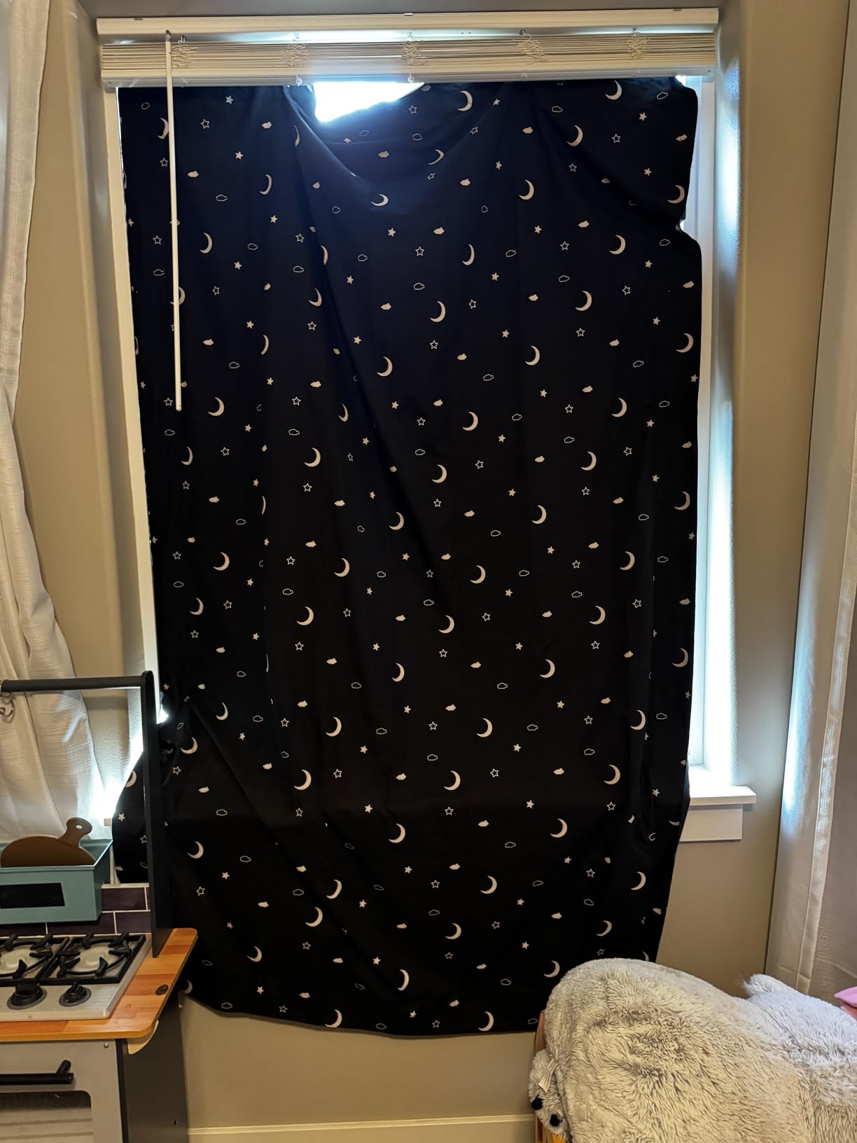 Amazon Basics Portable Blackout Curtain Shade with Suction Cups, Noise Reducing, 50