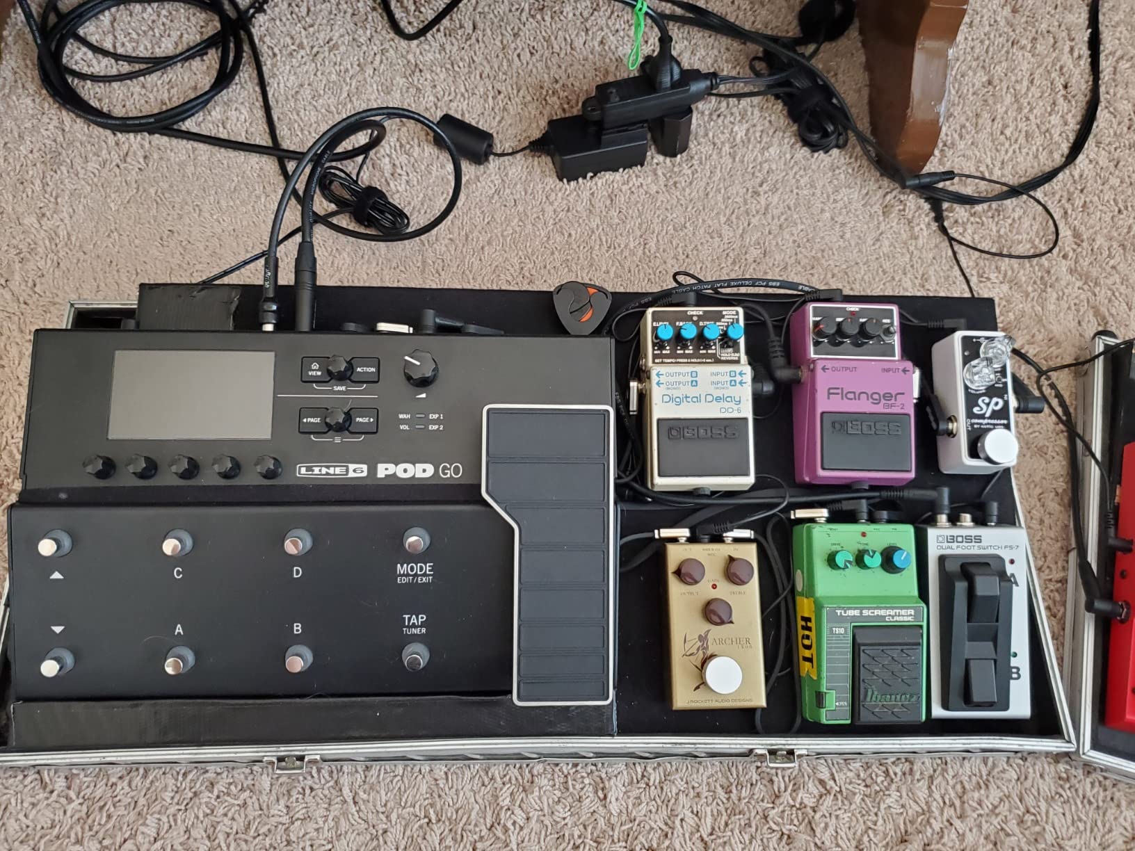 Line 6 POD Go Guitar Multi-Effects Pedal, Black customer photo 2