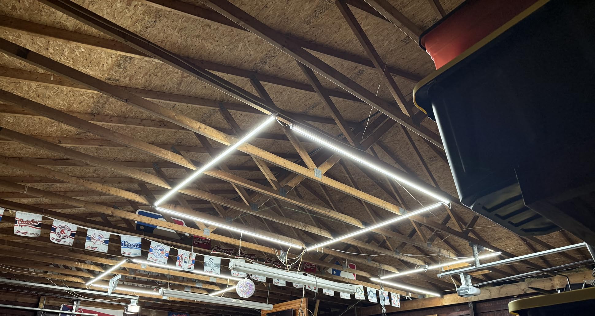 Henwsi 8FT LED Shop Light Fixture, White 10 Pack T8 Integrated Tube Lights, 72W 9500LM 6500K High Output Clear Cover, V Shape 270 Degree Lighting for Garage Warehouse, Upgraded Lights Plug and Play customer photo 2