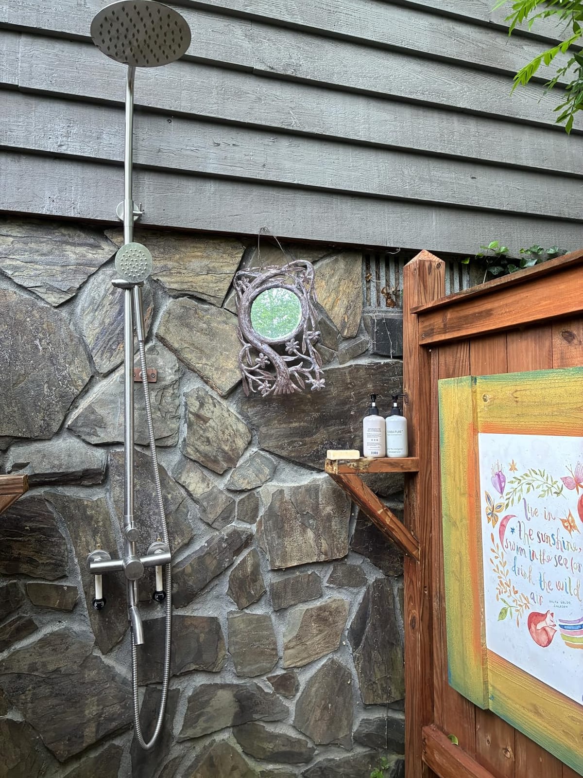 gotonovo SUS304 Outdoor Shower Kit 8’’ Head with Handheld Matte Black customer photo 1