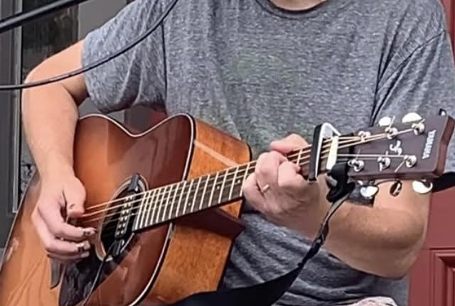 Clip-On Acoustic Guitar Pickup for Steel-String, KQ-3 customer photo 2
