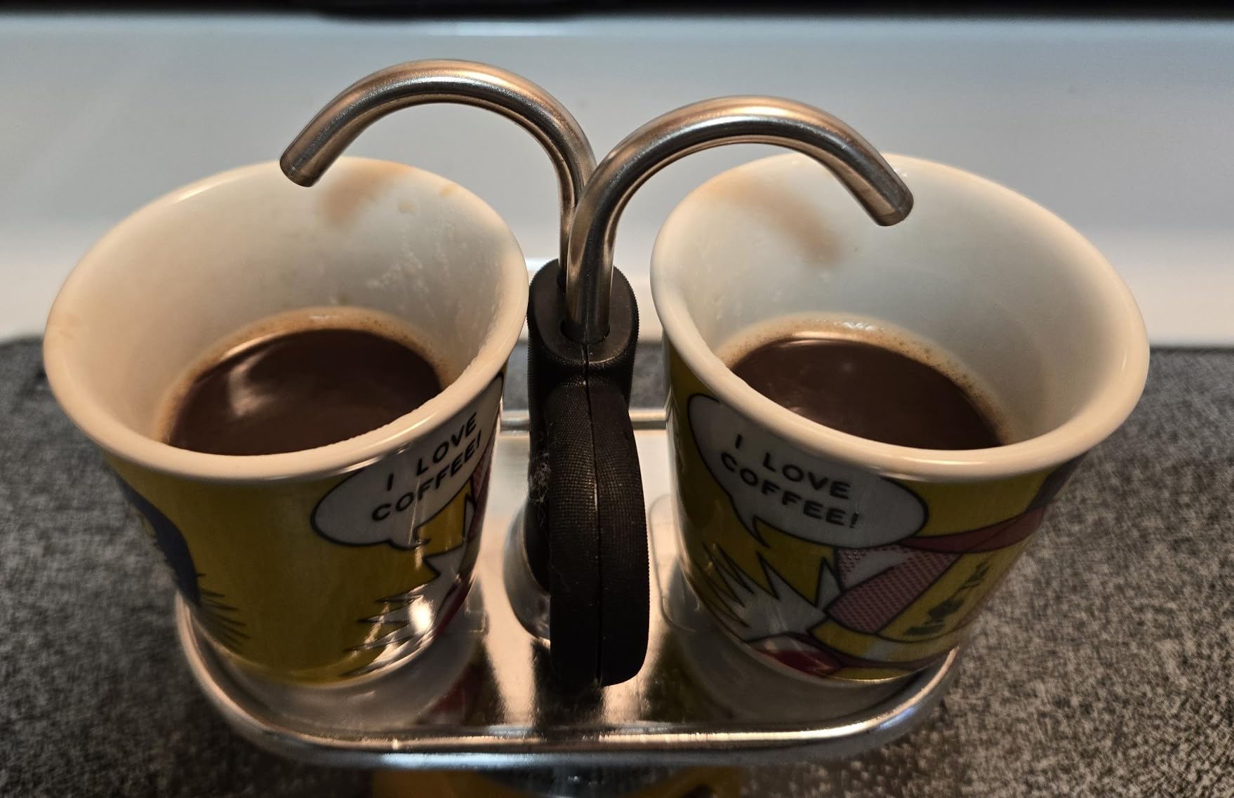Bialetti - Mini Express Color: Moka Set includes Coffee Maker 2-Cup (2.8 Oz) + 2 shot glasses, Red, Aluminium customer photo 2