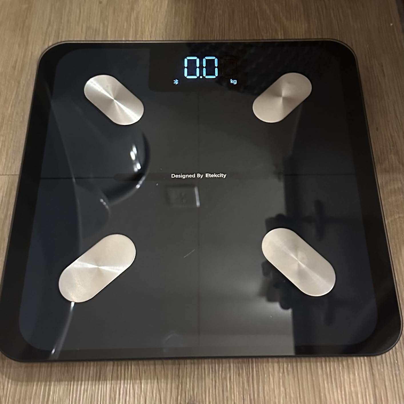 Etekcity Rechargeable Smart Scale for Body Weight, Bluetooth, 400 lb customer photo 1