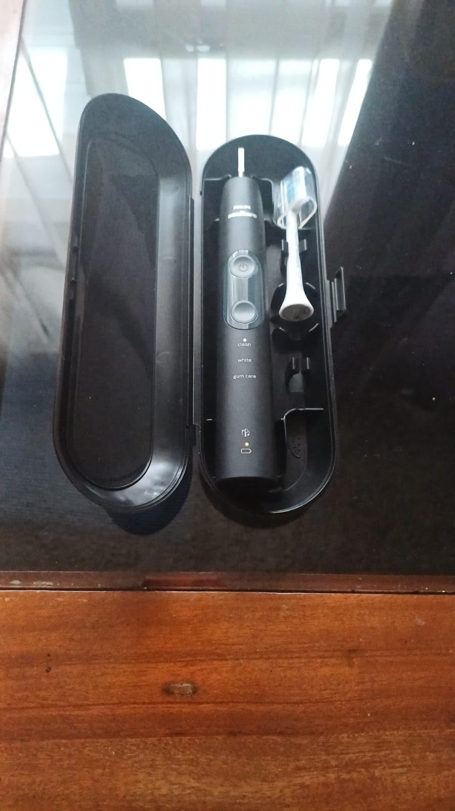 Philips Sonicare 5300 Rechargeable Electric Toothbrush, 3 Brush Head, Black customer photo 2
