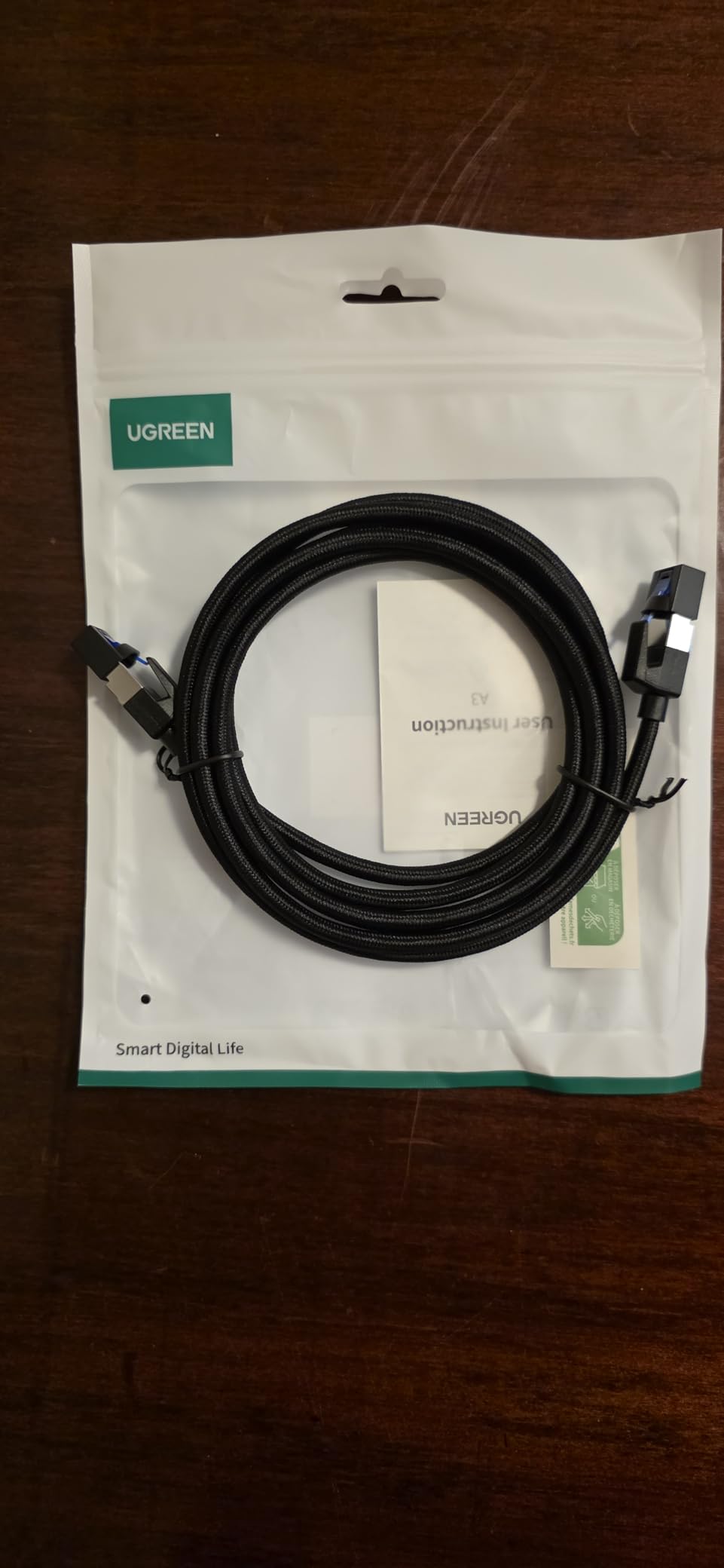 UGREEN Cat 8 Ethernet Cable 10FT, High Speed Braided 40Gbps 2000Mhz Network Cord Cat8 RJ45 Shielded Indoor Heavy Duty LAN Cables Compatible with Gaming PC PS5 PS4 PS3 Xbox Modem Router 10FT customer photo 2