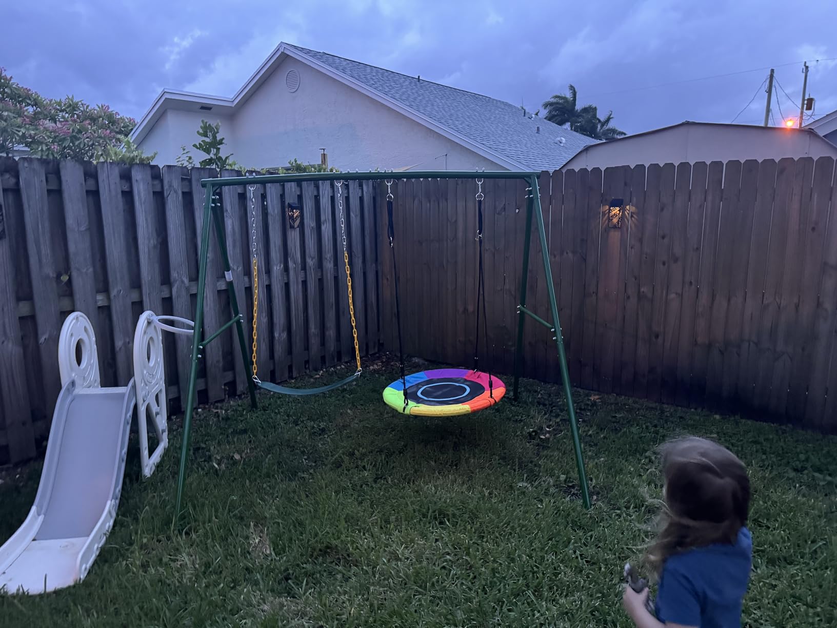 Trekassy 440lbs Swing Sets for Backyard, 2 Seat Saucer & Belt Swing - Green customer photo 1