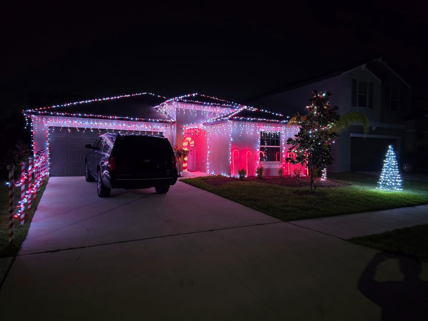 JMEXSUSS Icicle Lights for Outside, 400 LED 38.8FT Christmas Lights Outdoor customer photo 1