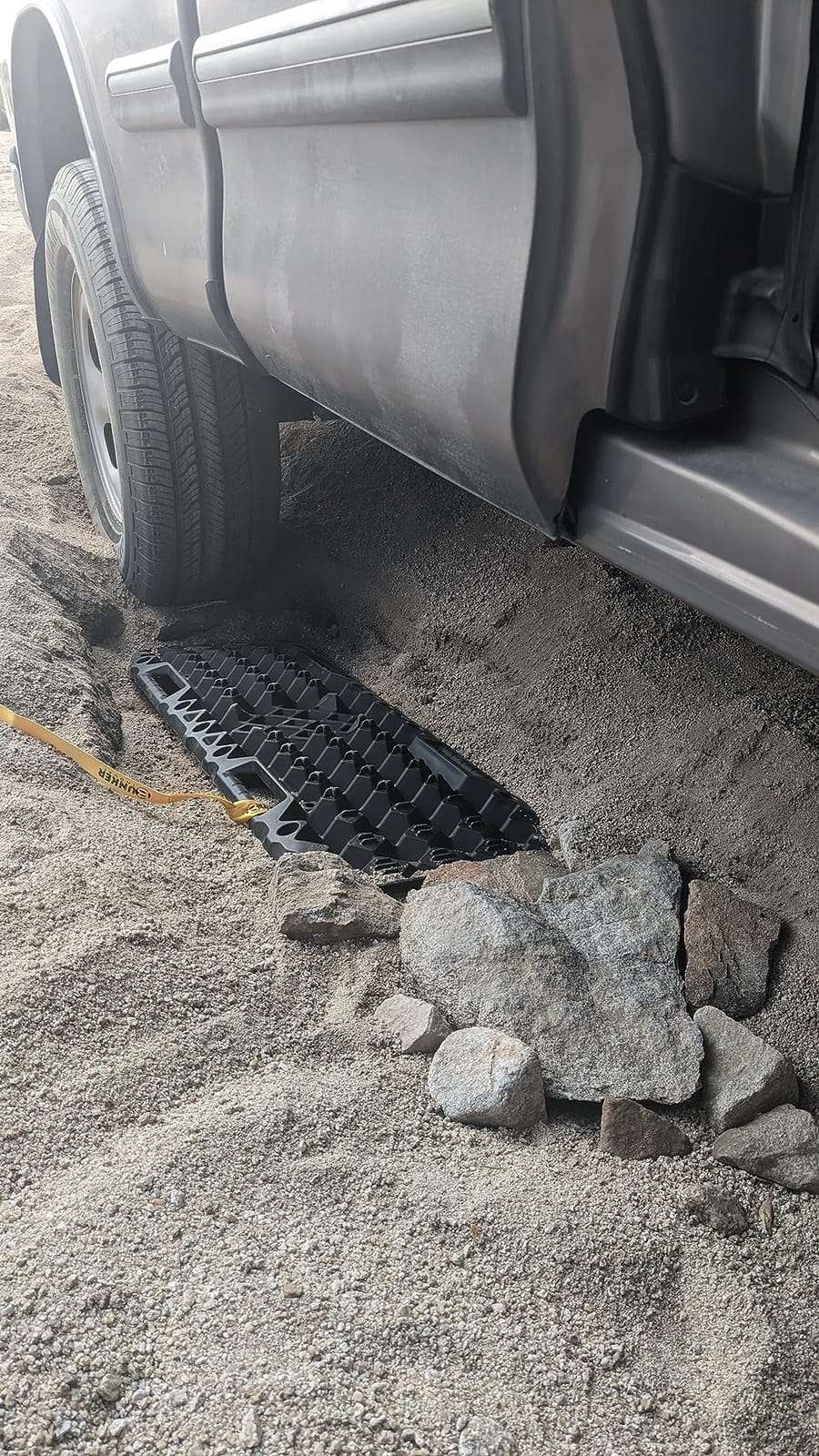 BUNKER INDUST Off-road Traction Boards with Jack Base,Pair Recovery Track 4X4 Jeep Truck Emergency Tire Traction Mat with Bag -Sand, Mud, Snow Tracks Black Traction Pad (Gen 7th) customer photo 2
