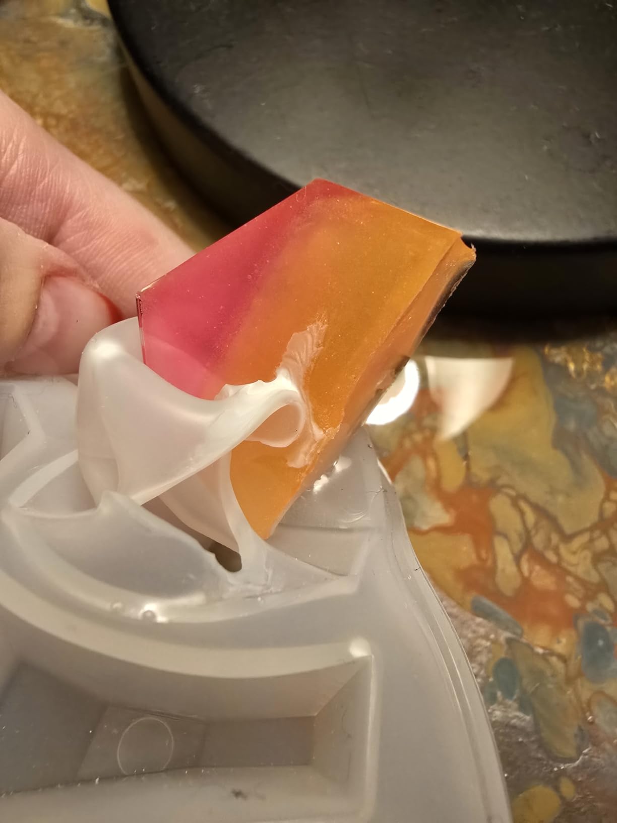 Multi-Faceted Gem Stone Epoxy Resin Silicone Mold Tray for Crystal Quartz Jewerly, Candle, Soap, Ice Cube, Polymer Clay Projects 15-Cavity Large 6x5.1x1inch customer photo 1