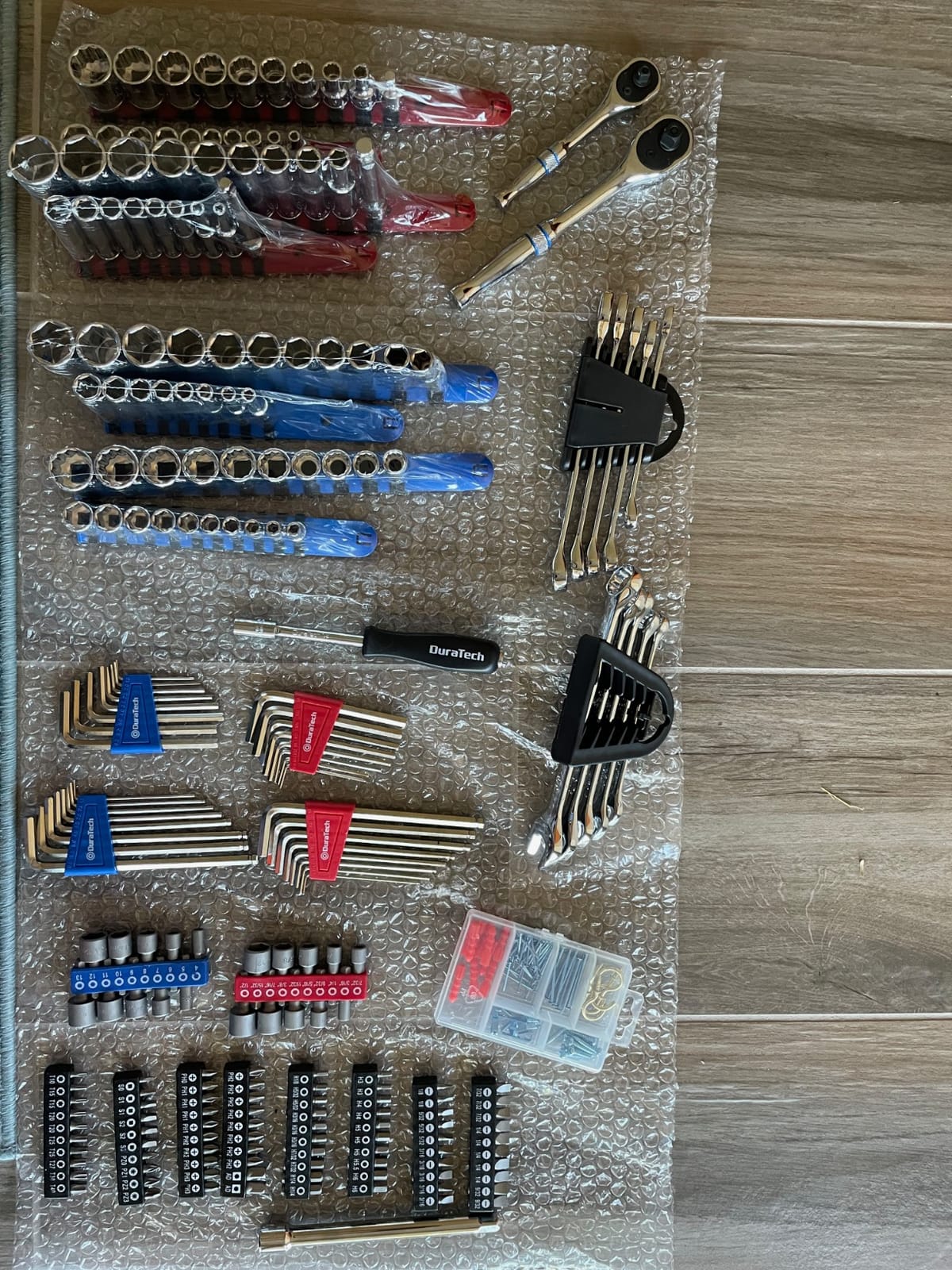 DURATECH 269-Piece Socket Wrench & Hand Tool Kit customer photo 1