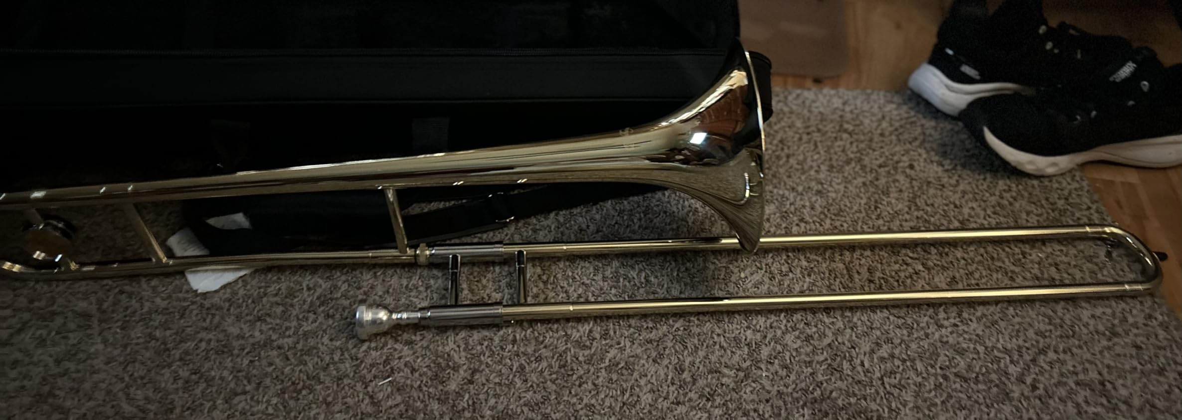 Ashthorpe Bb Tenor Slide Trombone with Gold Lacquer Finish - Includes Case, Mouthpiece, Gloves, Cleaning Cloth, Slide Grease customer photo 2