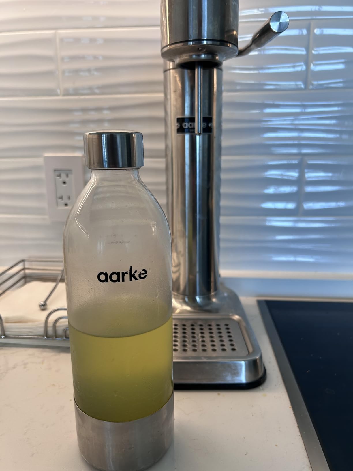 Aarke Carbonator 3 - Premium Sparkling Water Maker, Matte Black | Stainless Steel, Cordless Soda Maker for Home, Carbonated Water Machine, BPA-free PET Bottle Included customer photo 1