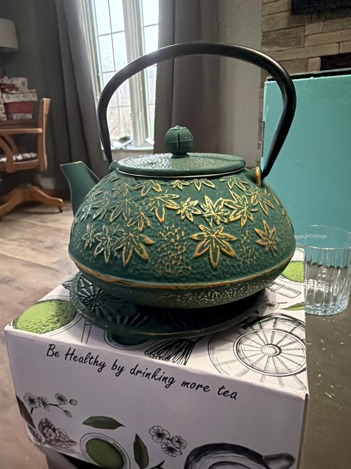 40 Oz Blue Maple Leaf Cast Iron Teapot, Enamel Interior, Infuser & Trivet customer photo 2